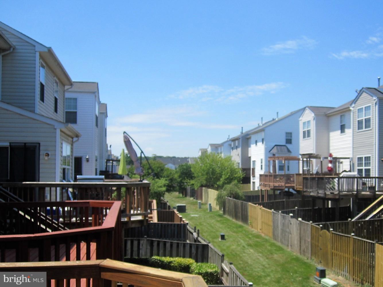 SHEFFIELD MANOR - Residential Lease