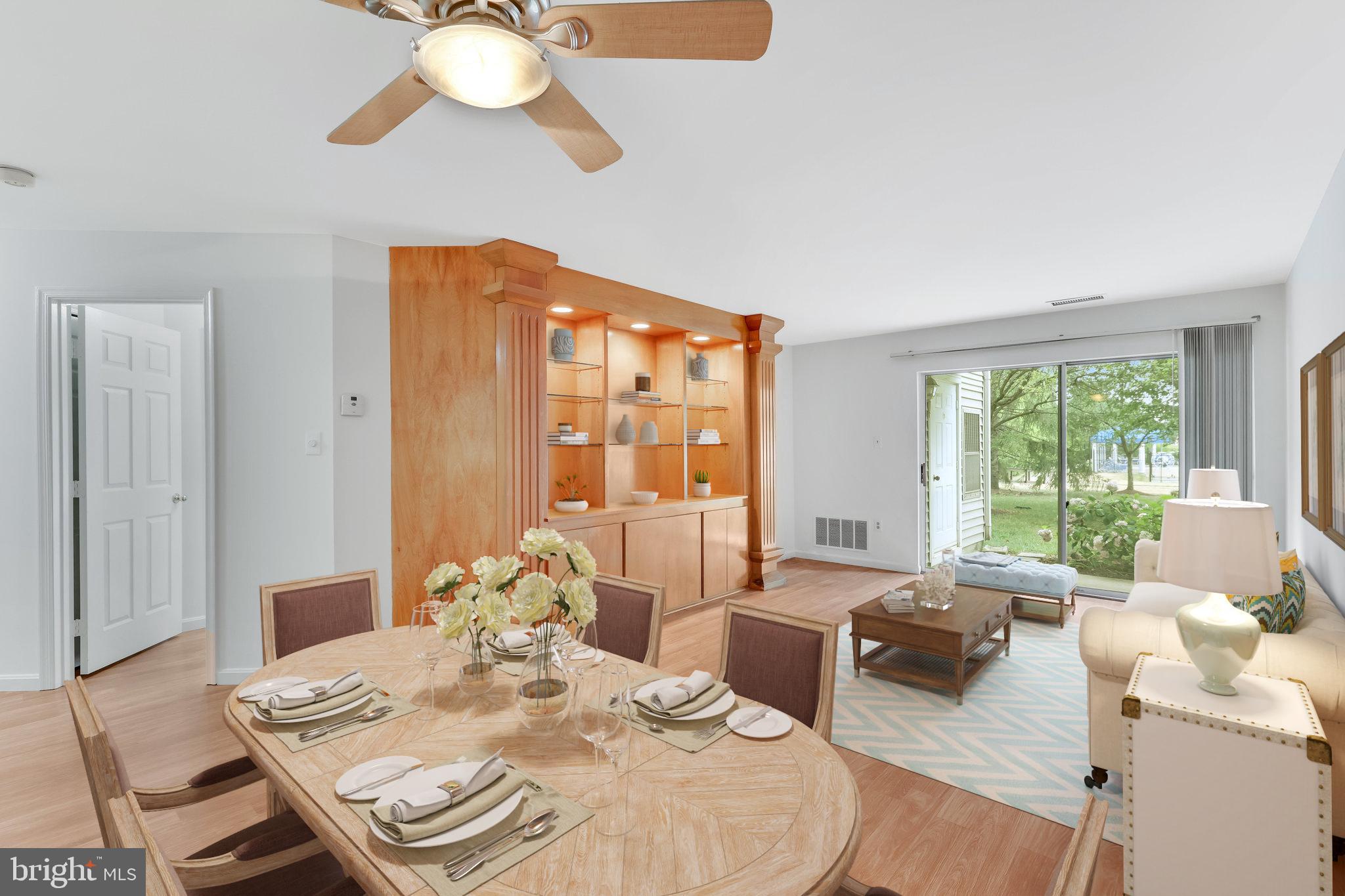 LAKESHORE CONDO - Residential