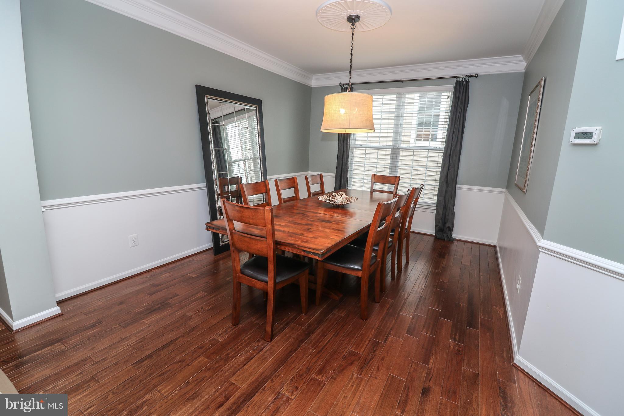 SOUTH RIDING - Residential