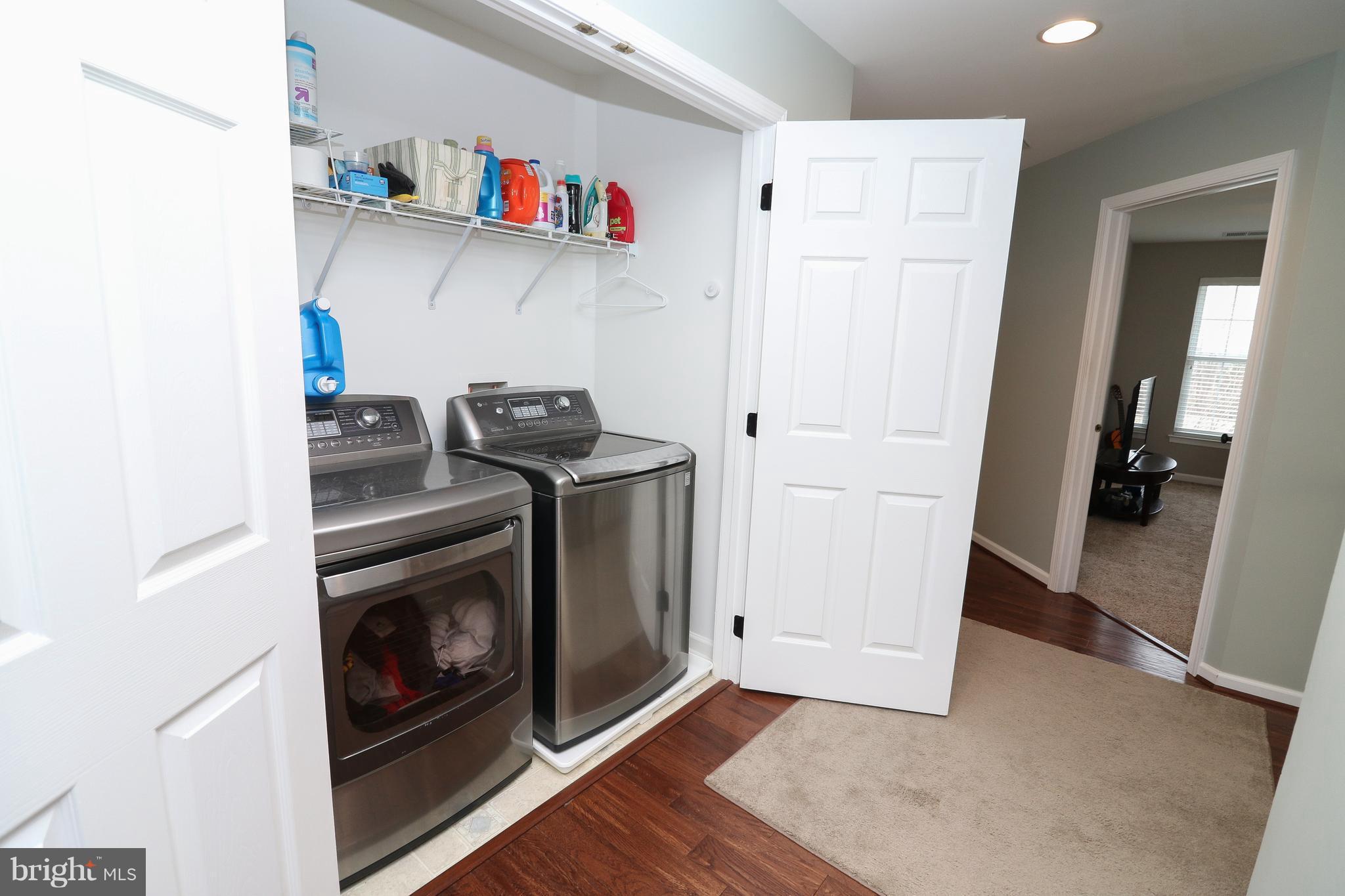 SOUTH RIDING - Residential