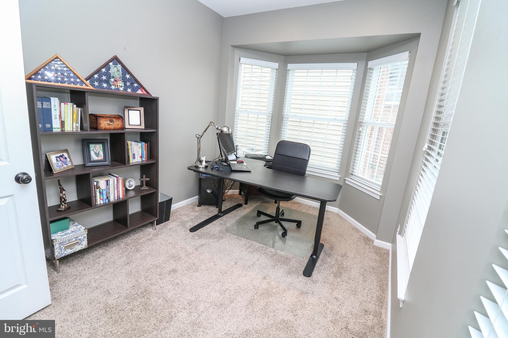 SOUTH RIDING - Residential