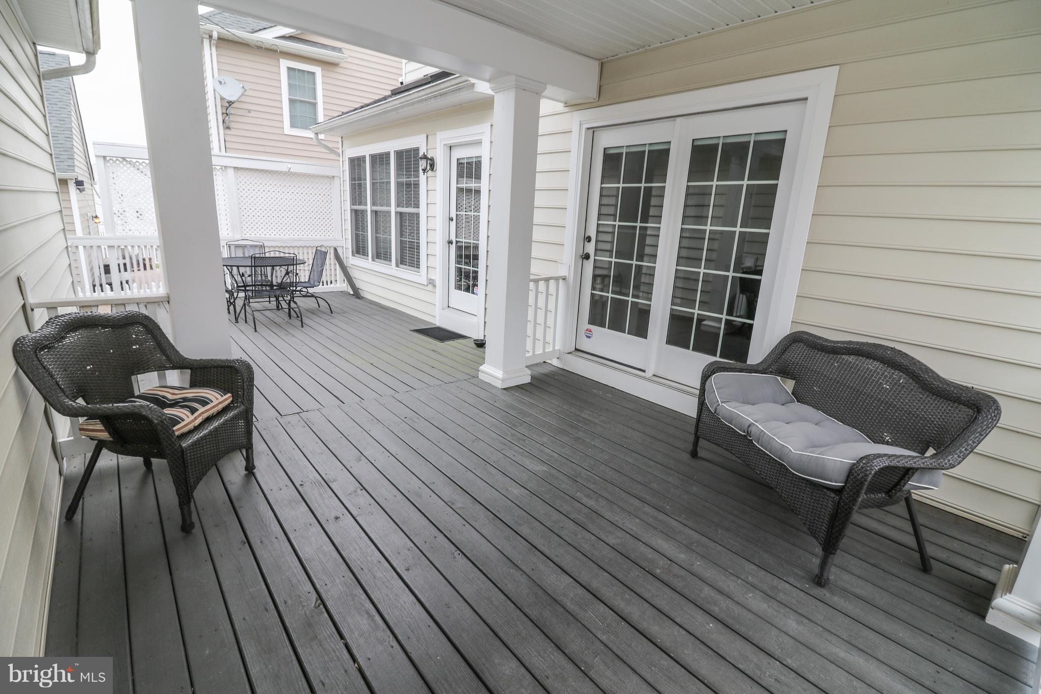 SOUTH RIDING - Residential