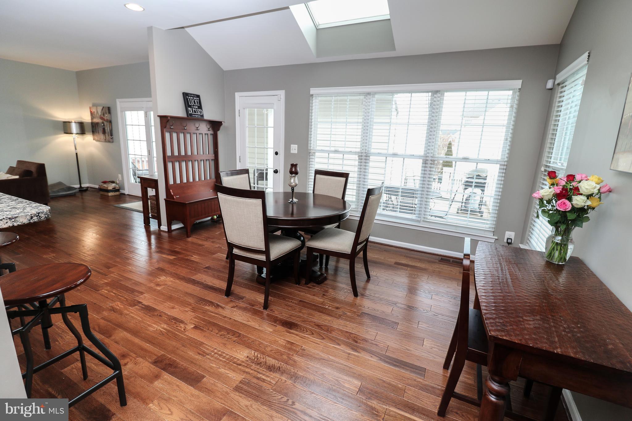 SOUTH RIDING - Residential