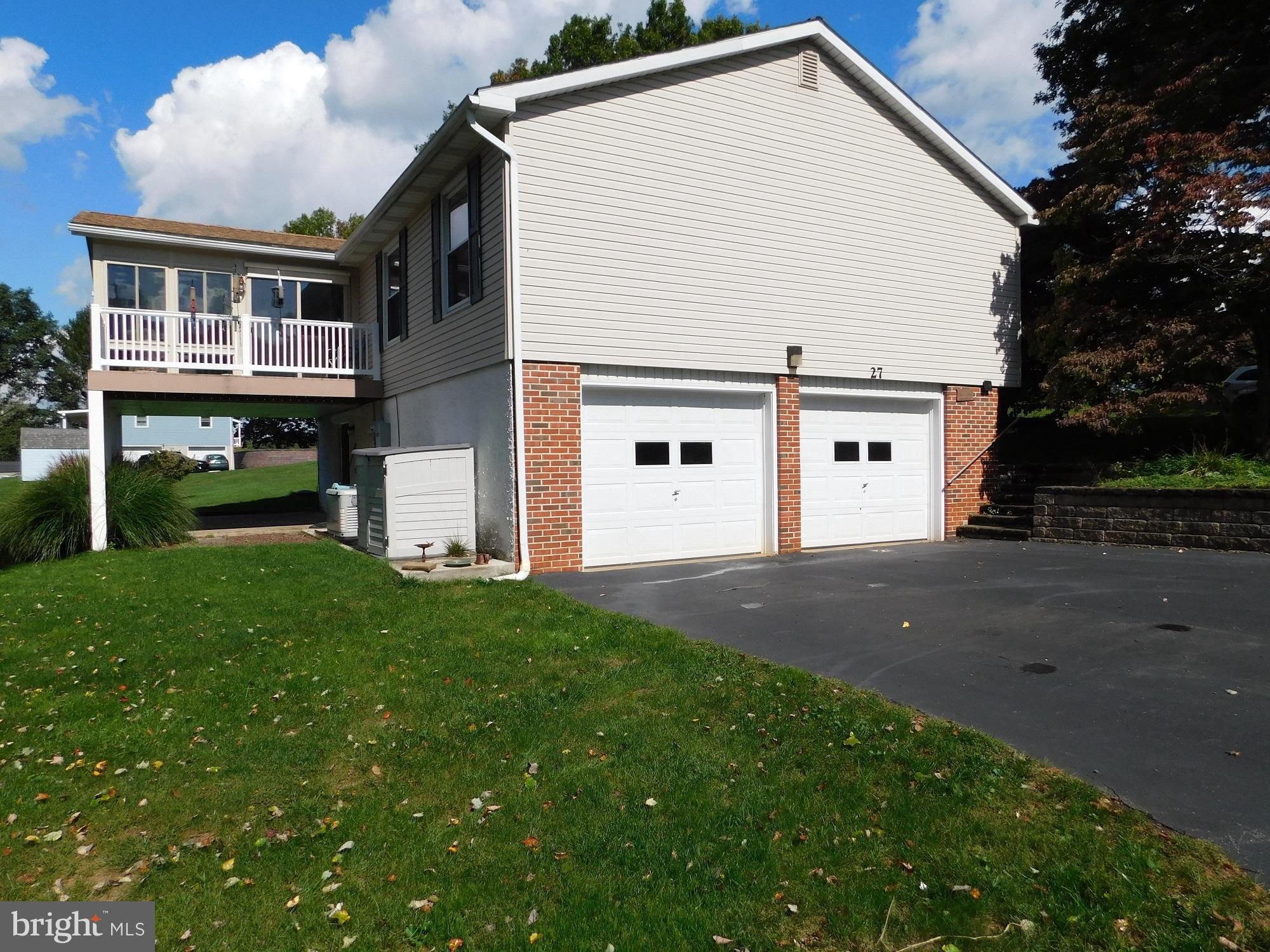 INDIAN HILL ESTATES - Residential