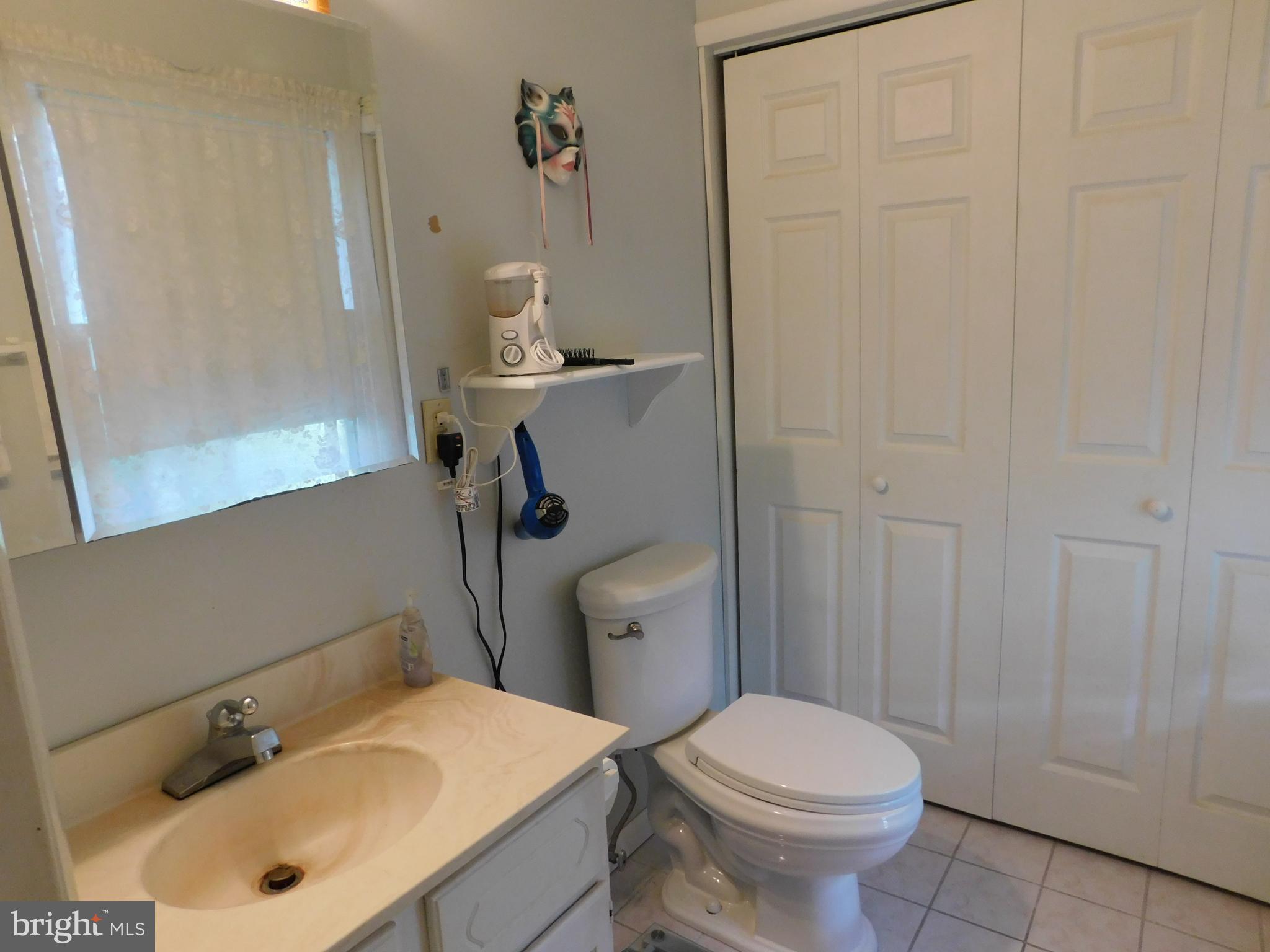 INDIAN HILL ESTATES - Residential