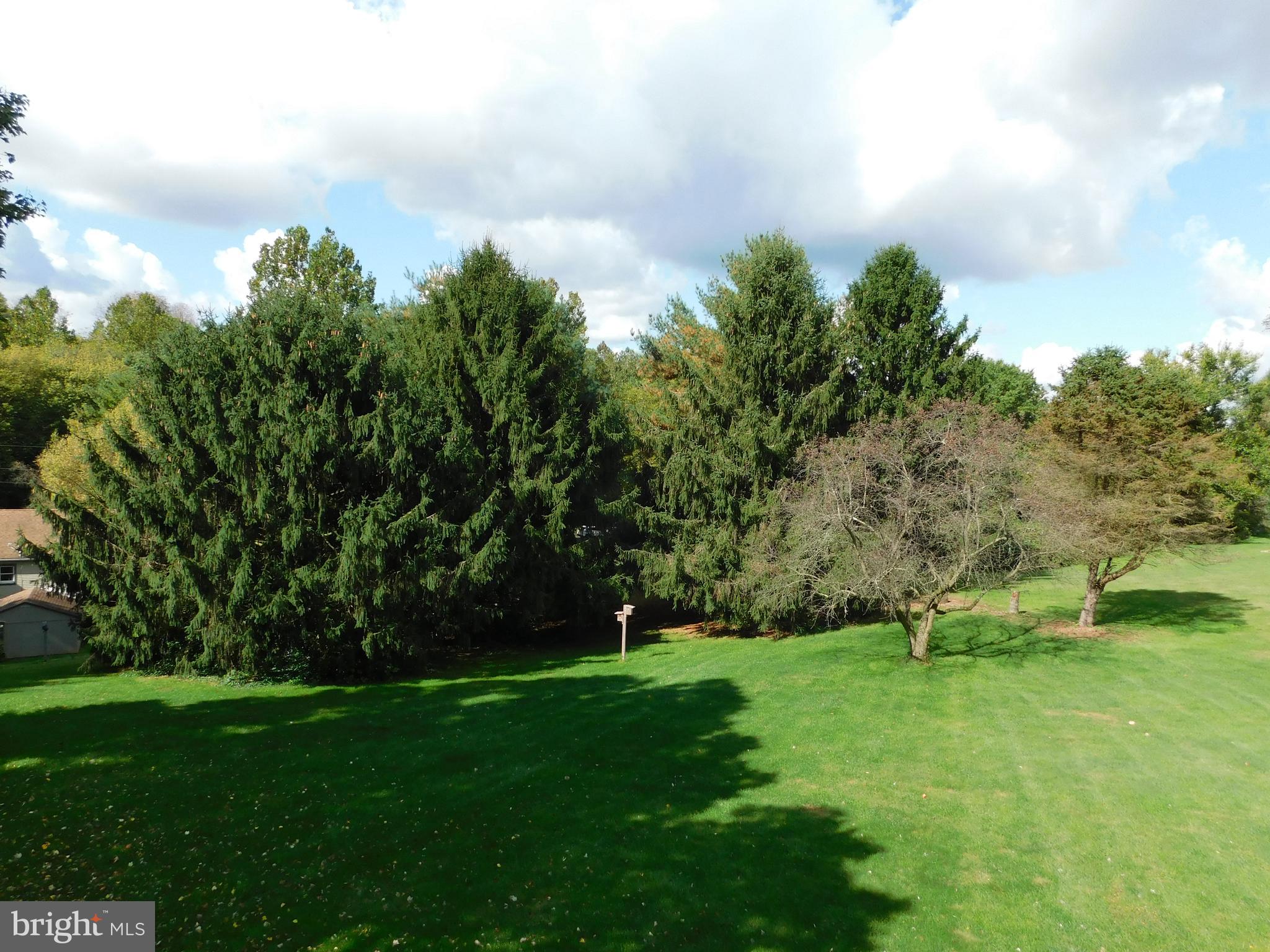 INDIAN HILL ESTATES - Residential