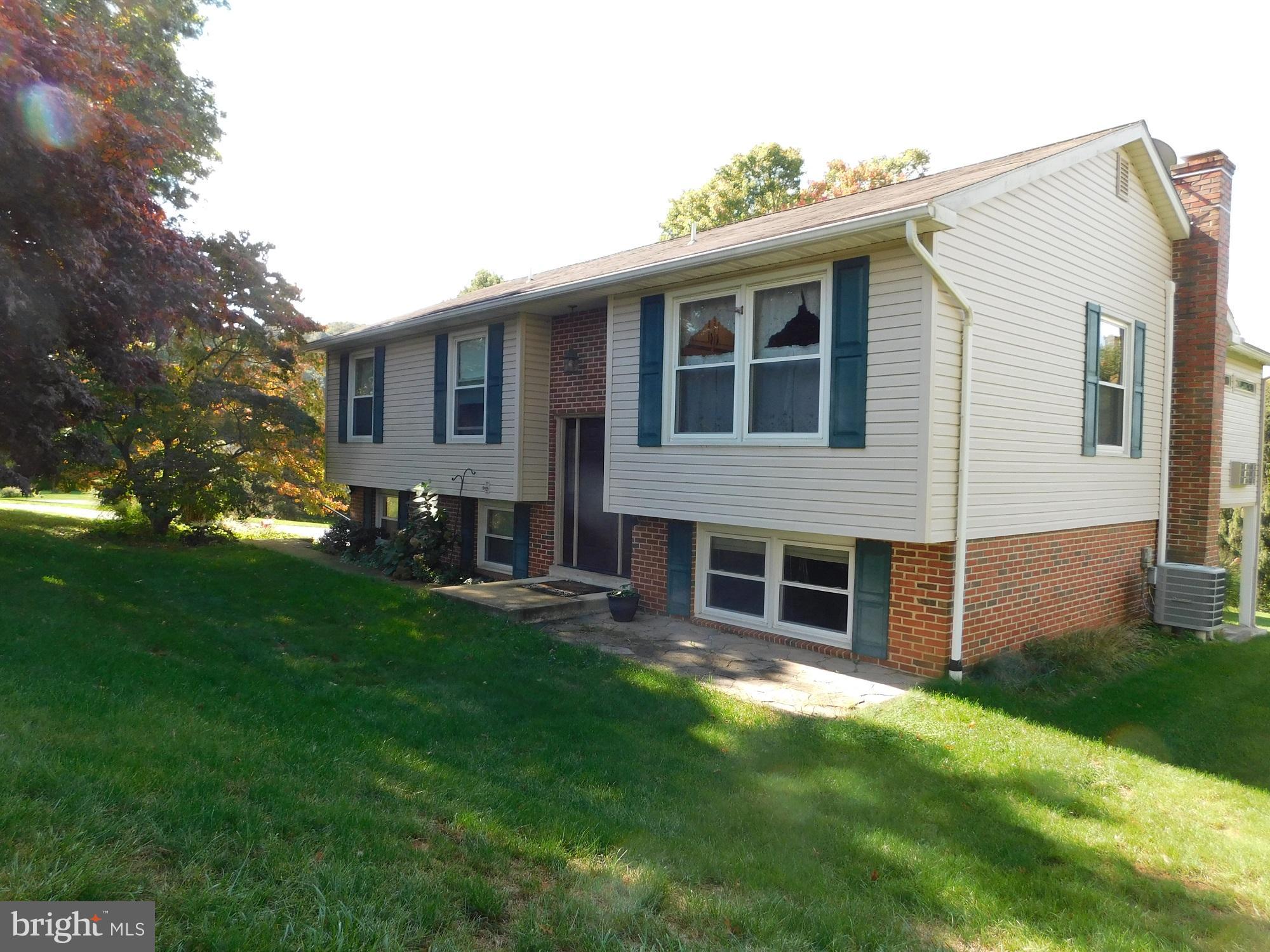 INDIAN HILL ESTATES - Residential