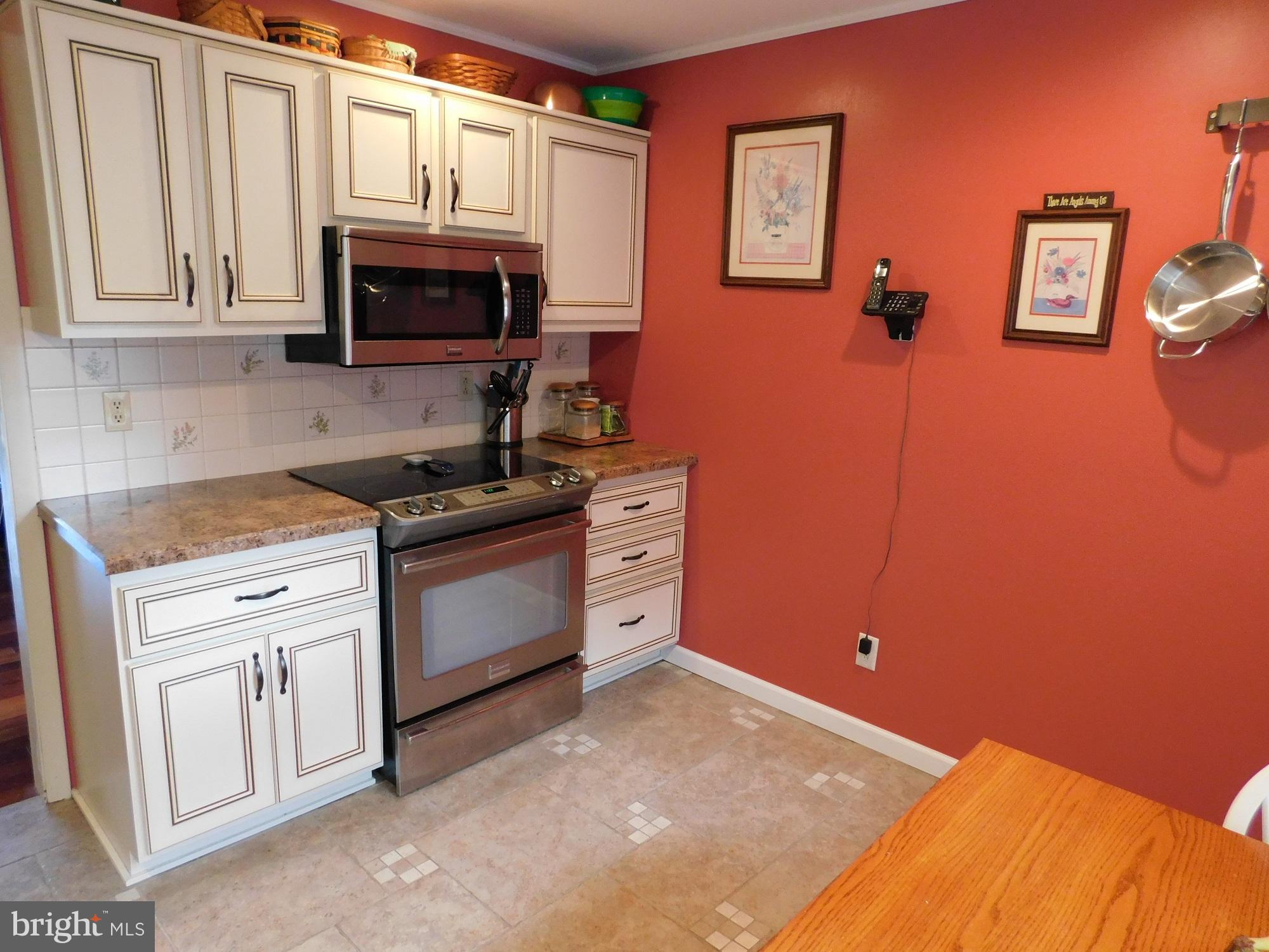 INDIAN HILL ESTATES - Residential