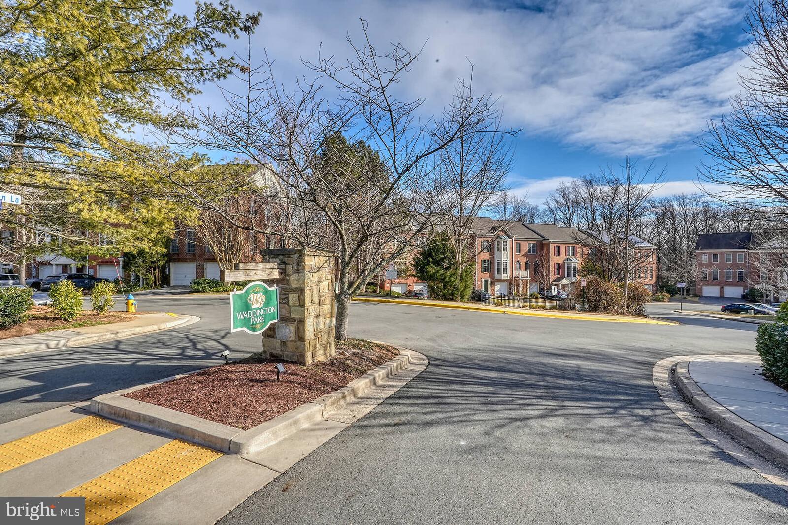 PT ROCKVILLE TWN RES 1 - Residential