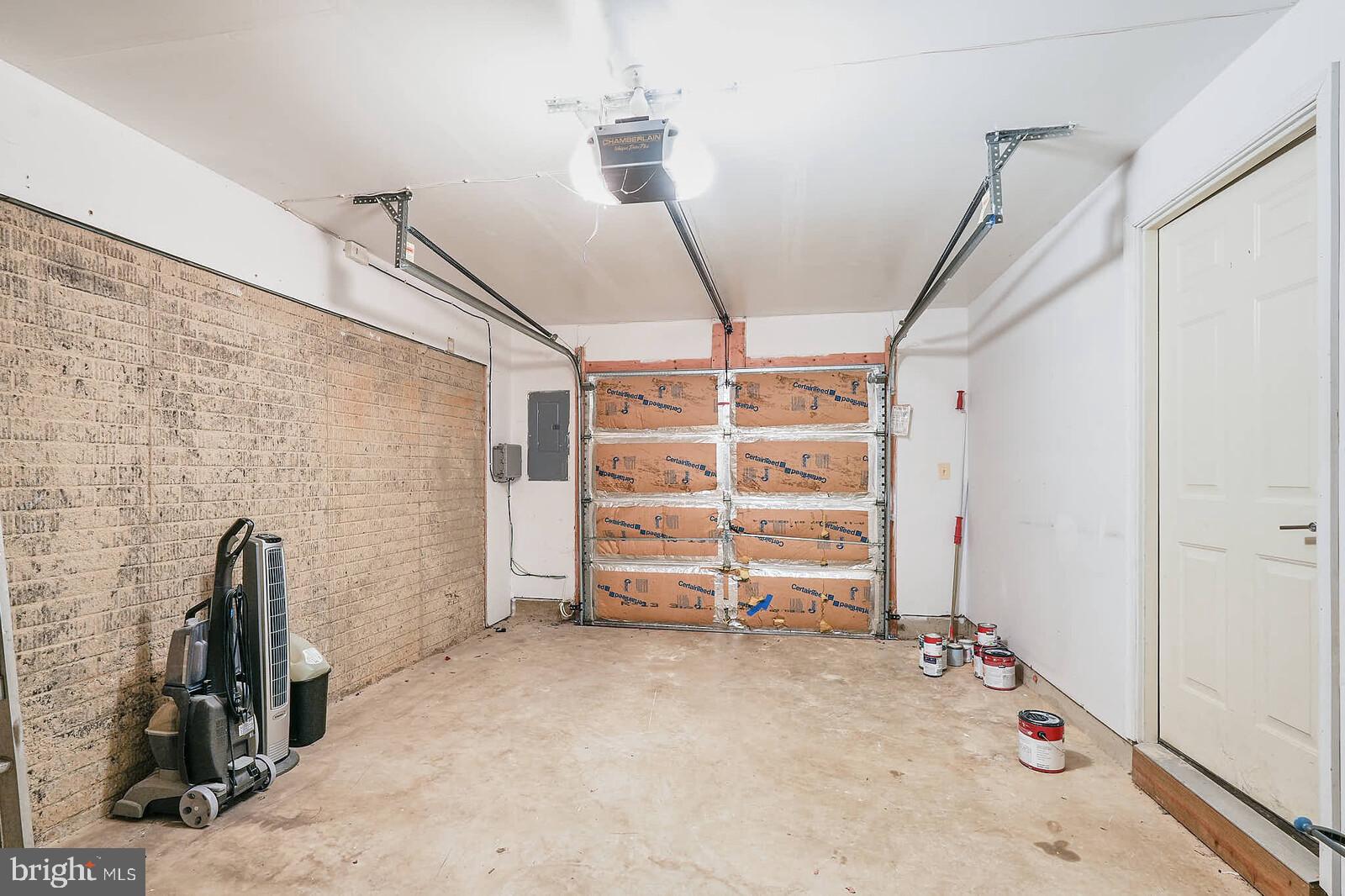 PT ROCKVILLE TWN RES 1 - Residential