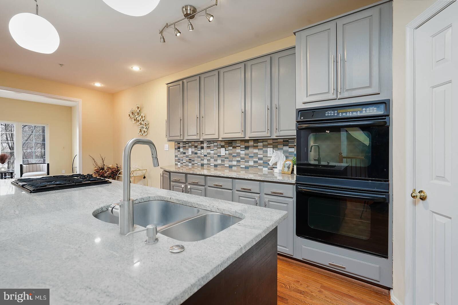 PT ROCKVILLE TWN RES 1 - Residential