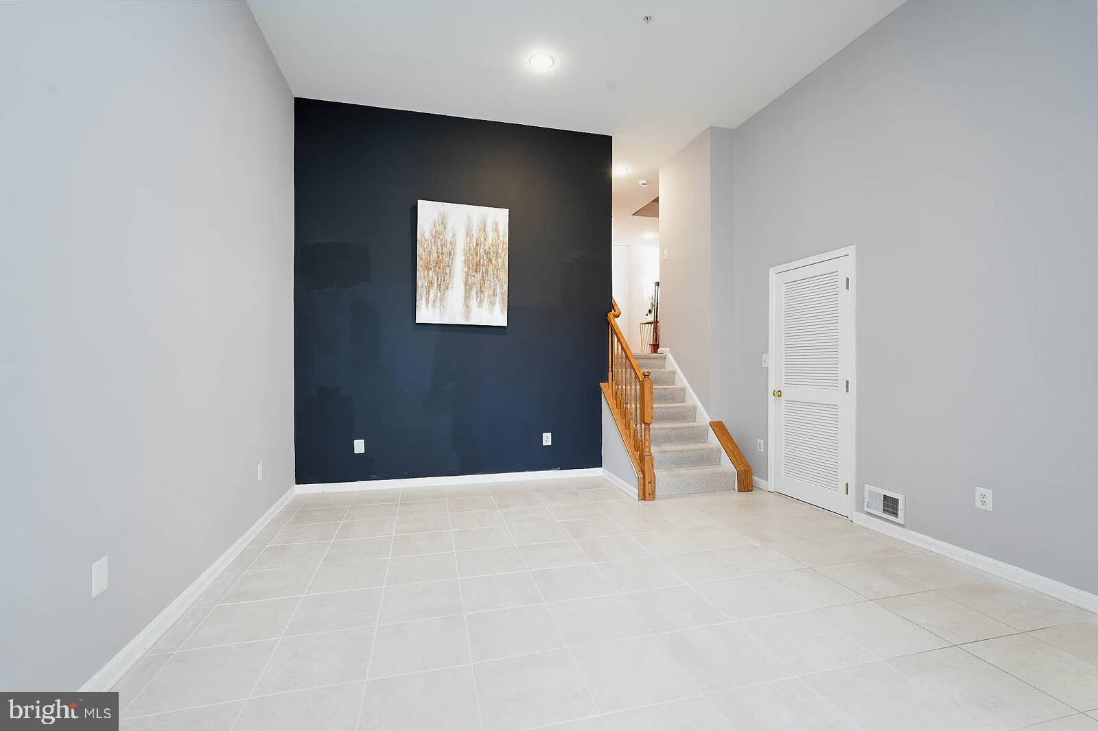 PT ROCKVILLE TWN RES 1 - Residential