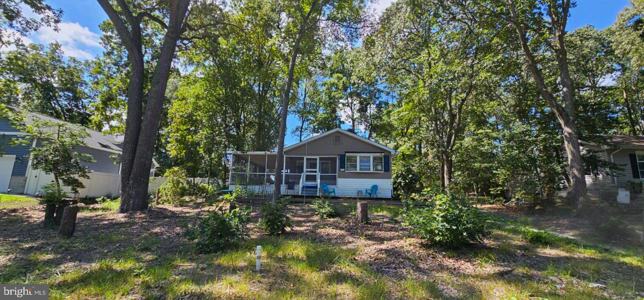 2036 N RAMBLEWOOD DR