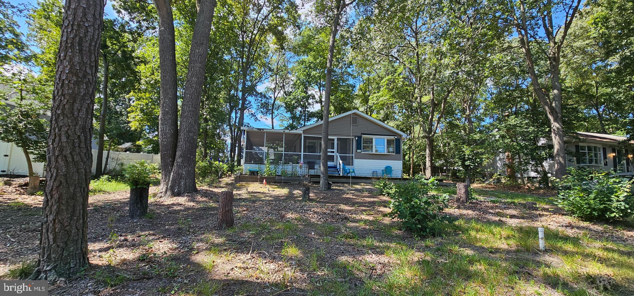 2036 N RAMBLEWOOD DR