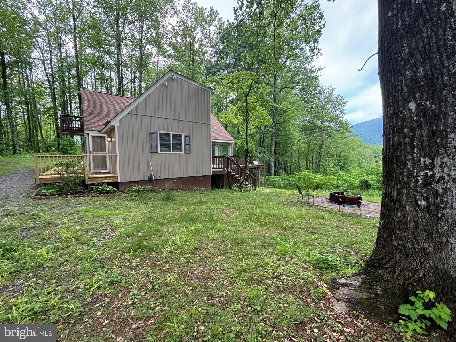 453 LOST VALLEY ROAD
