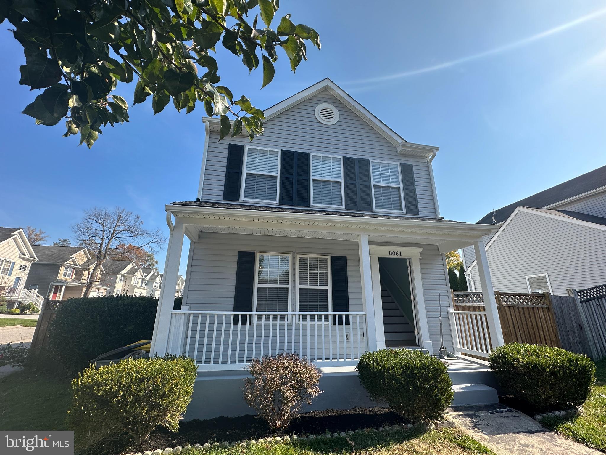 OUTING PARK - Residential Lease