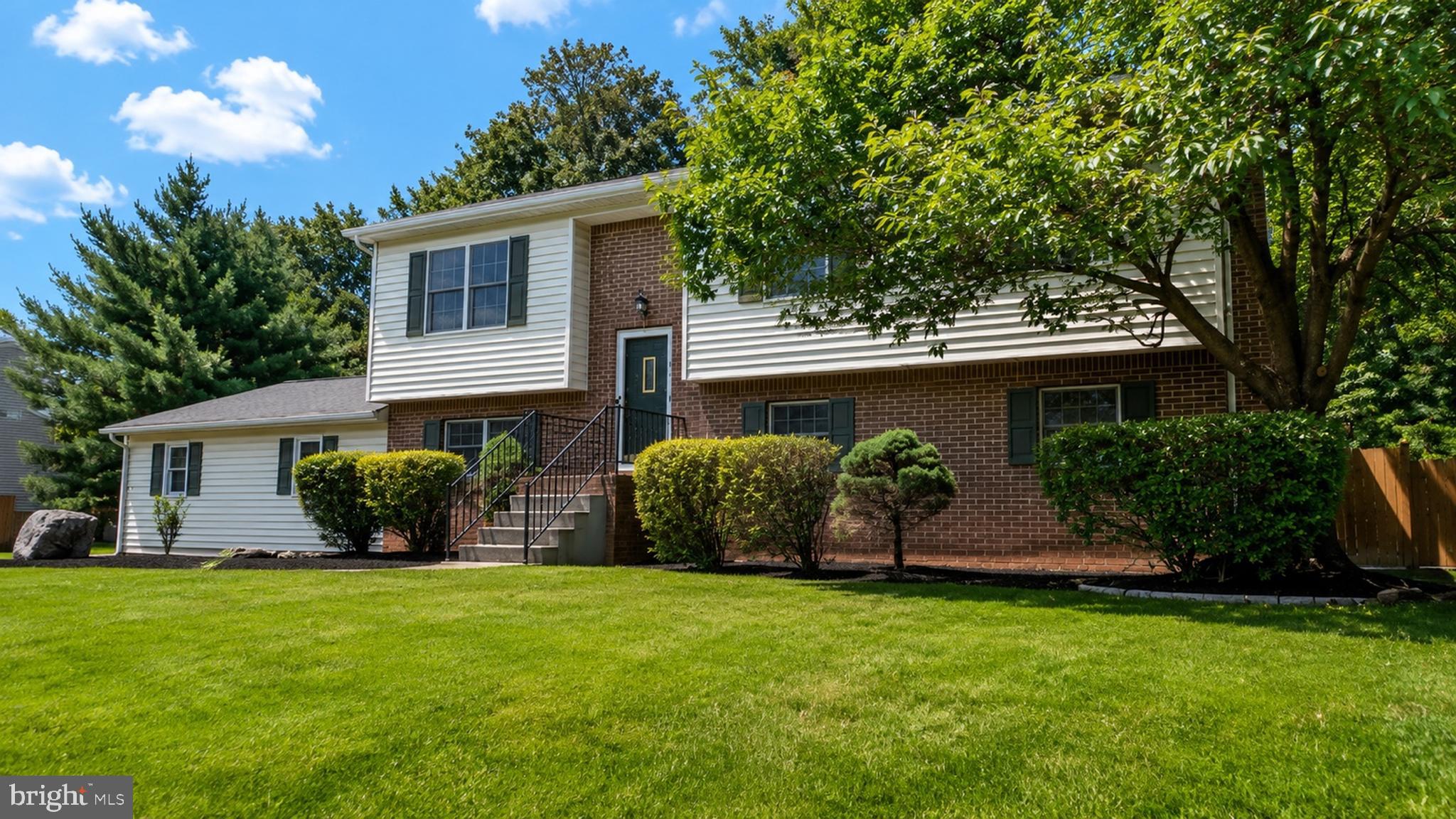 4 RASPBERRY DRIVE