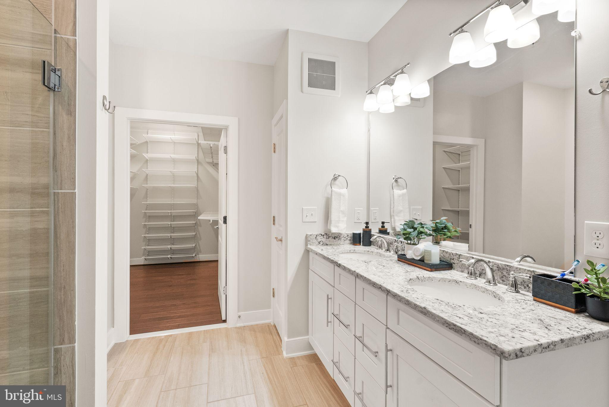 RESTON STATION - Residential