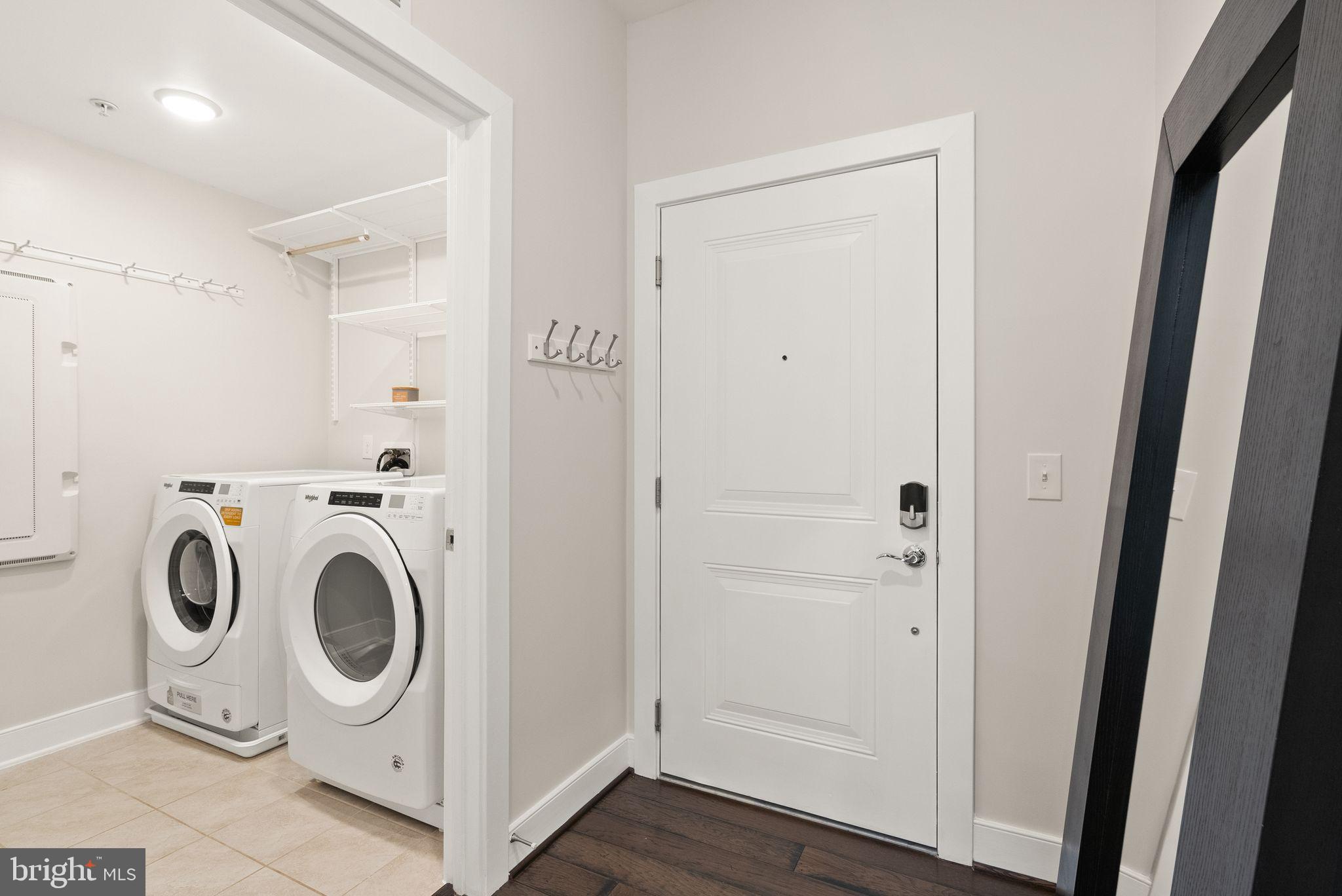 RESTON STATION - Residential