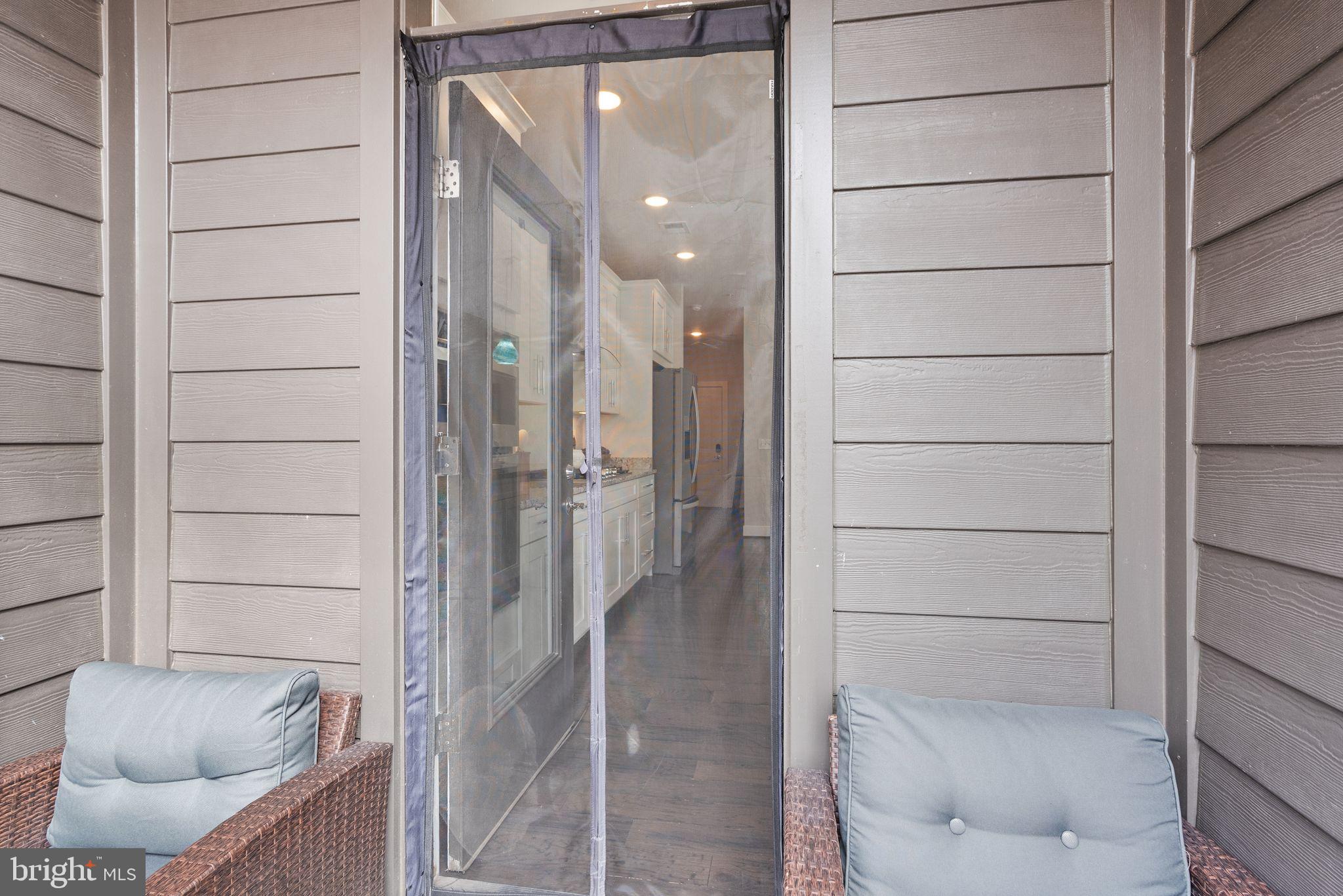 RESTON STATION - Residential