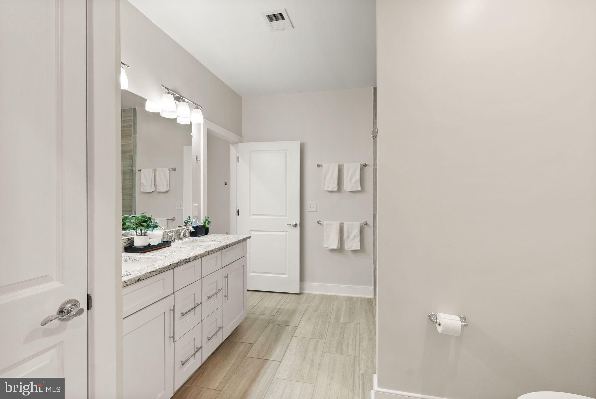 RESTON STATION - Residential