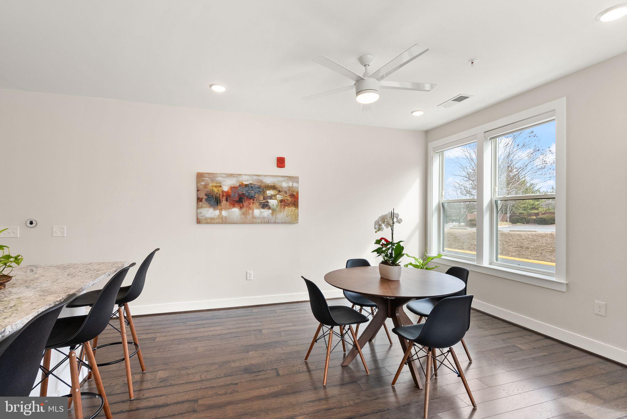 RESTON STATION - Residential