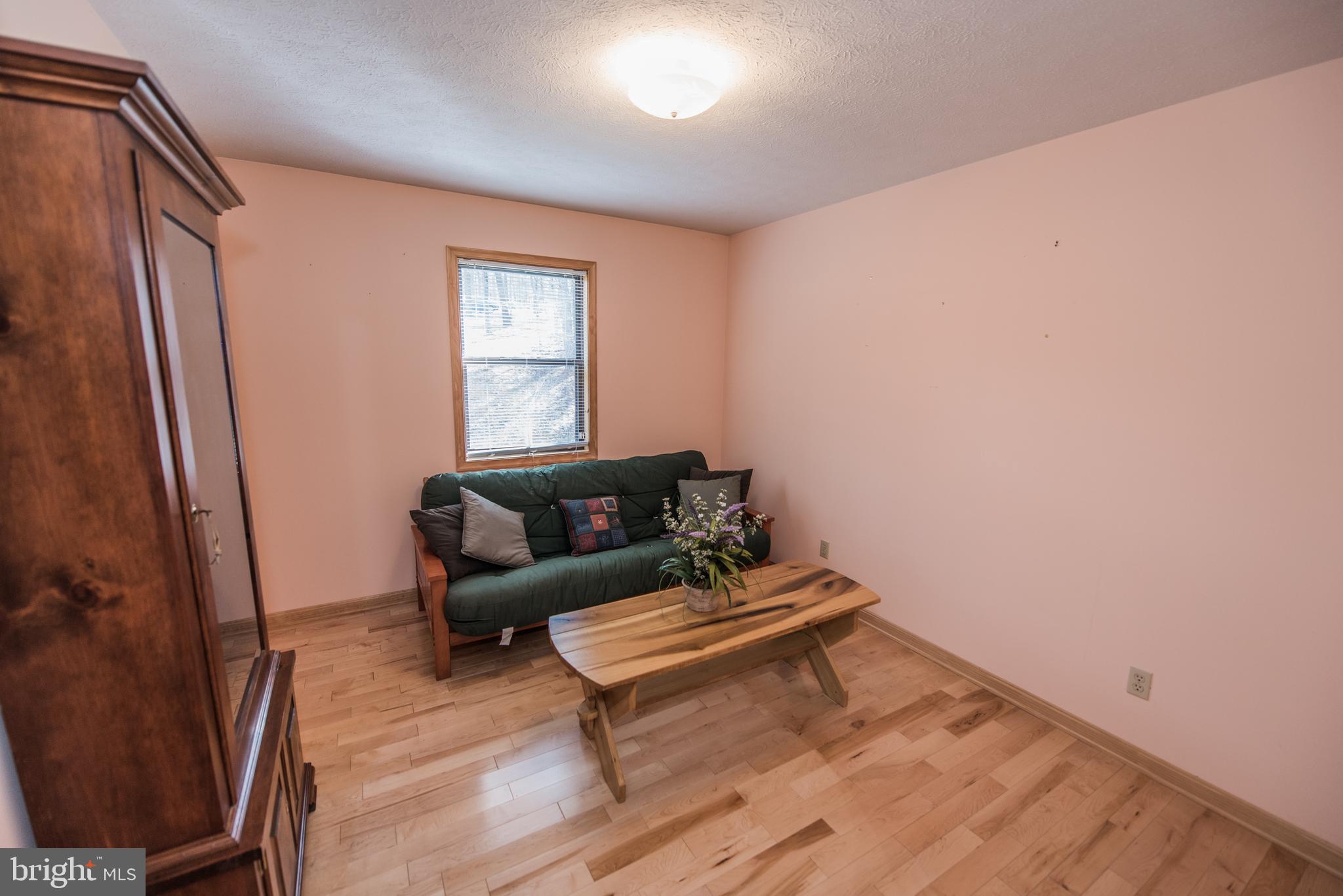 OLD MILL MANOR - Residential