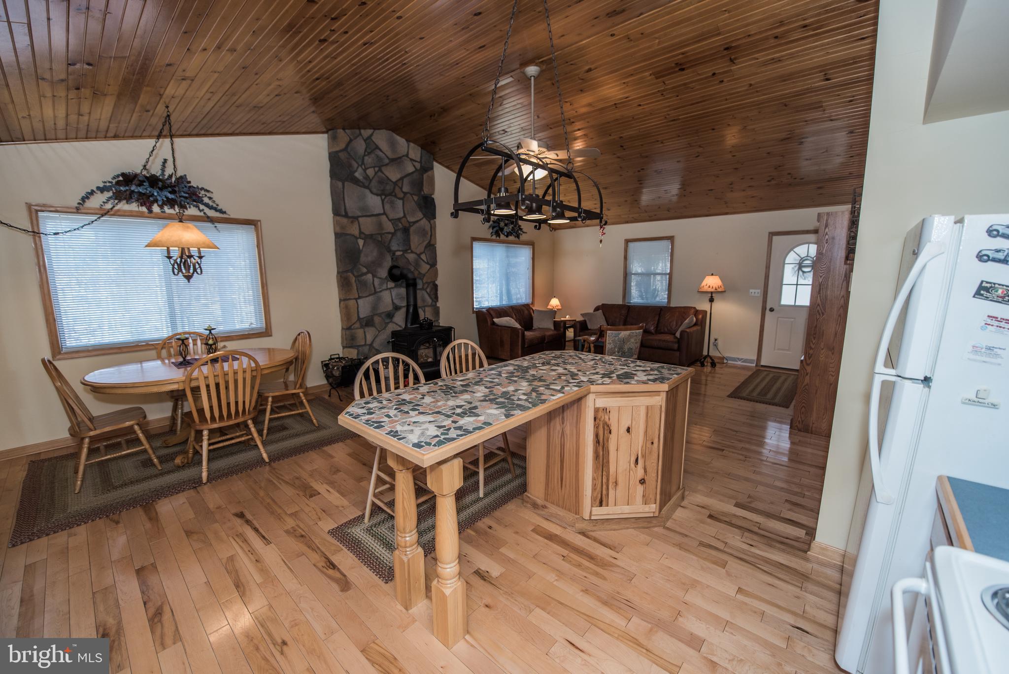 OLD MILL MANOR - Residential