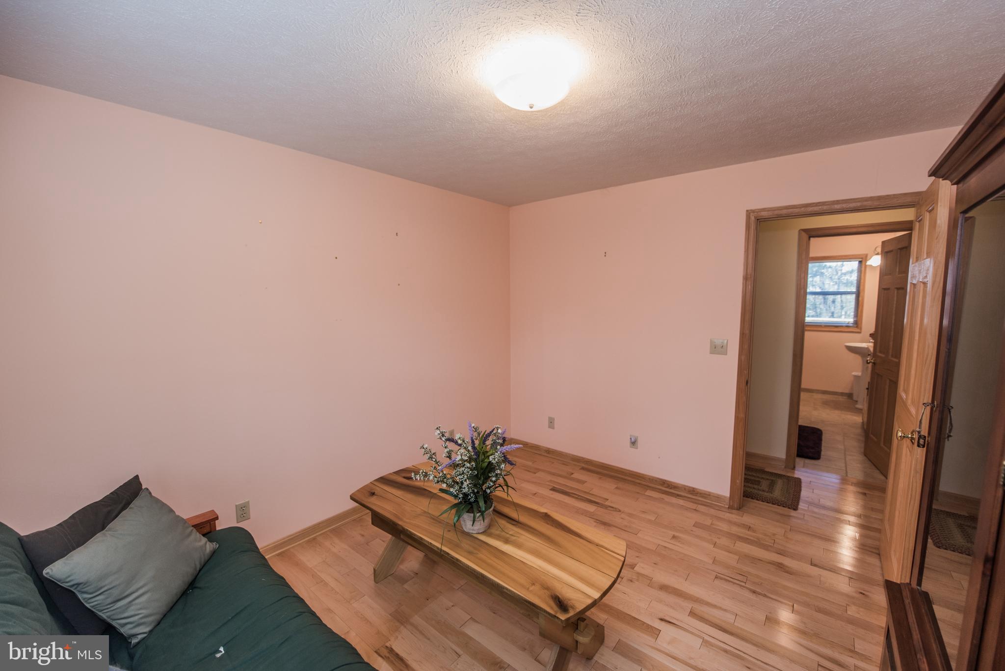 OLD MILL MANOR - Residential