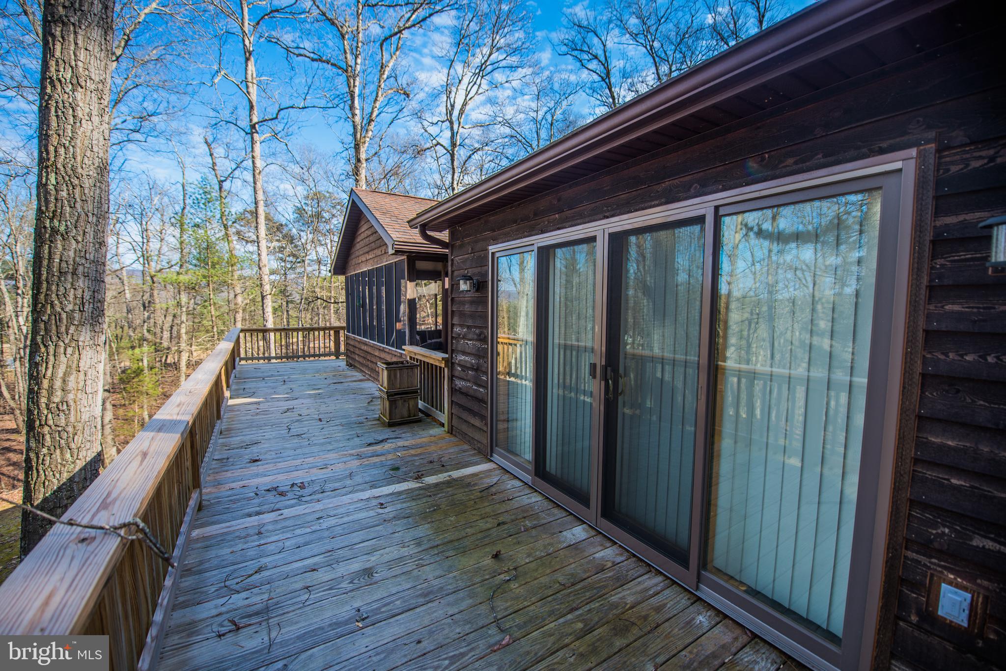 OLD MILL MANOR - Residential