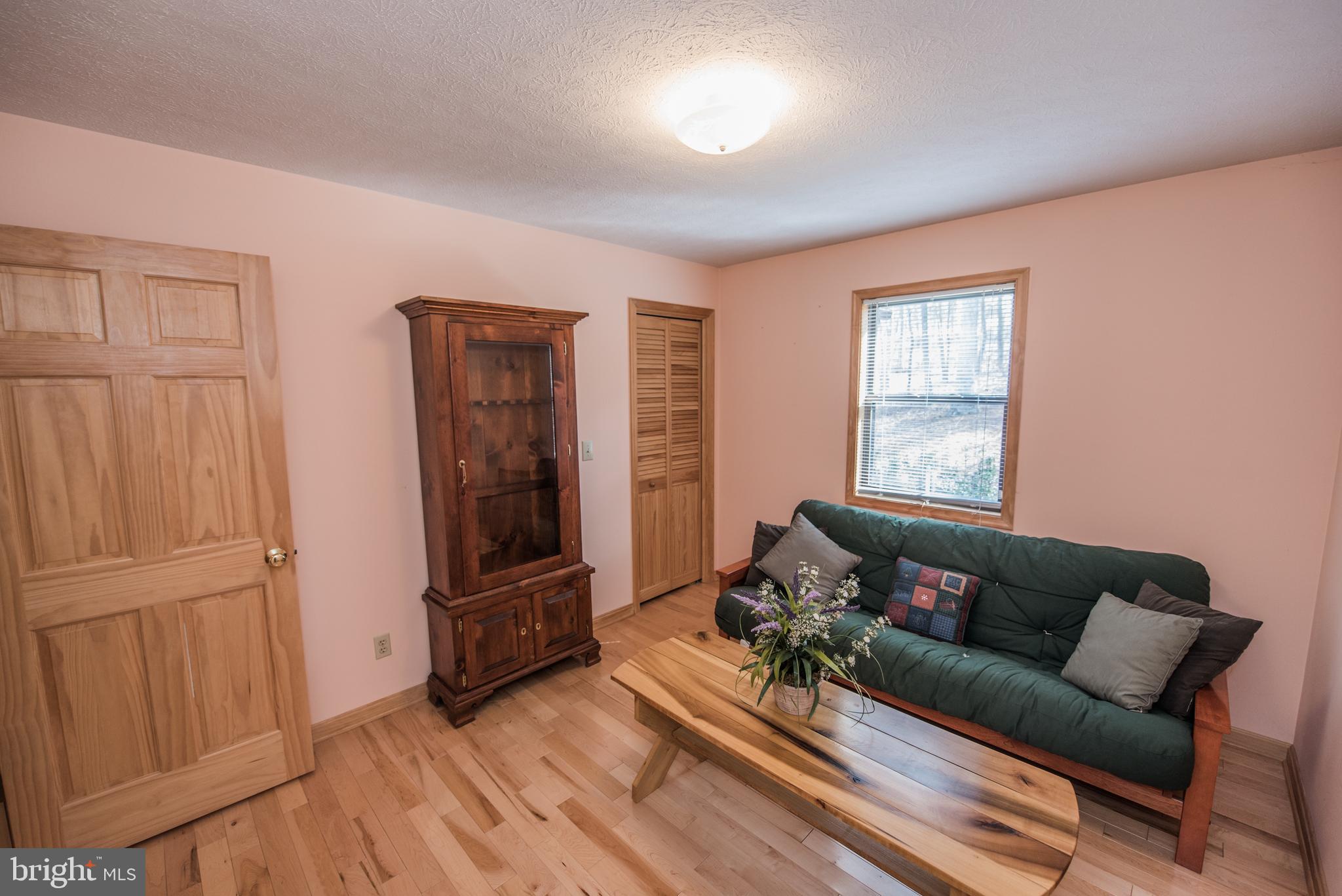 OLD MILL MANOR - Residential