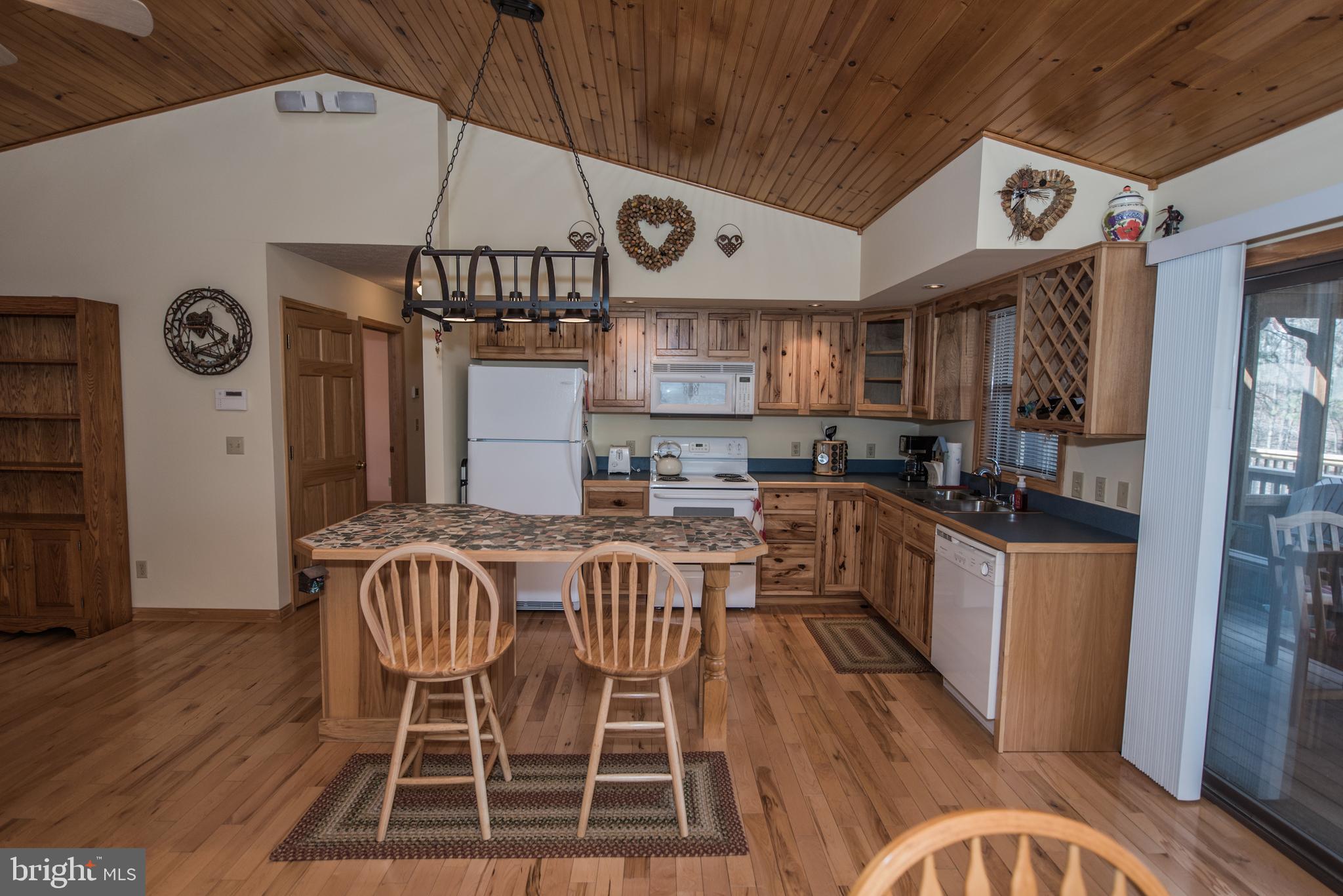 OLD MILL MANOR - Residential