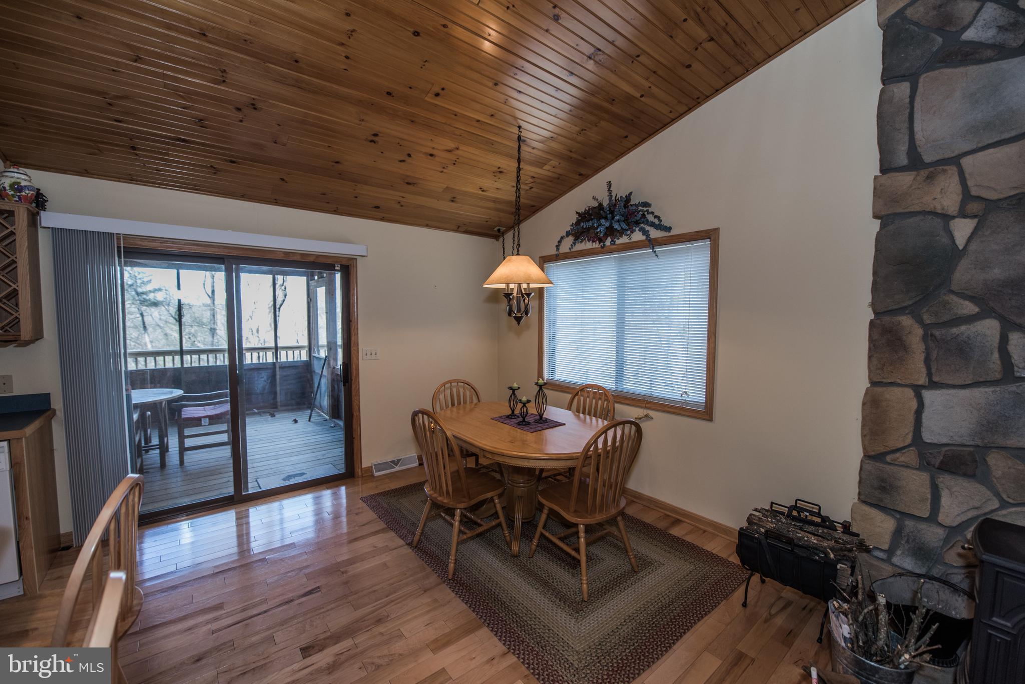 OLD MILL MANOR - Residential