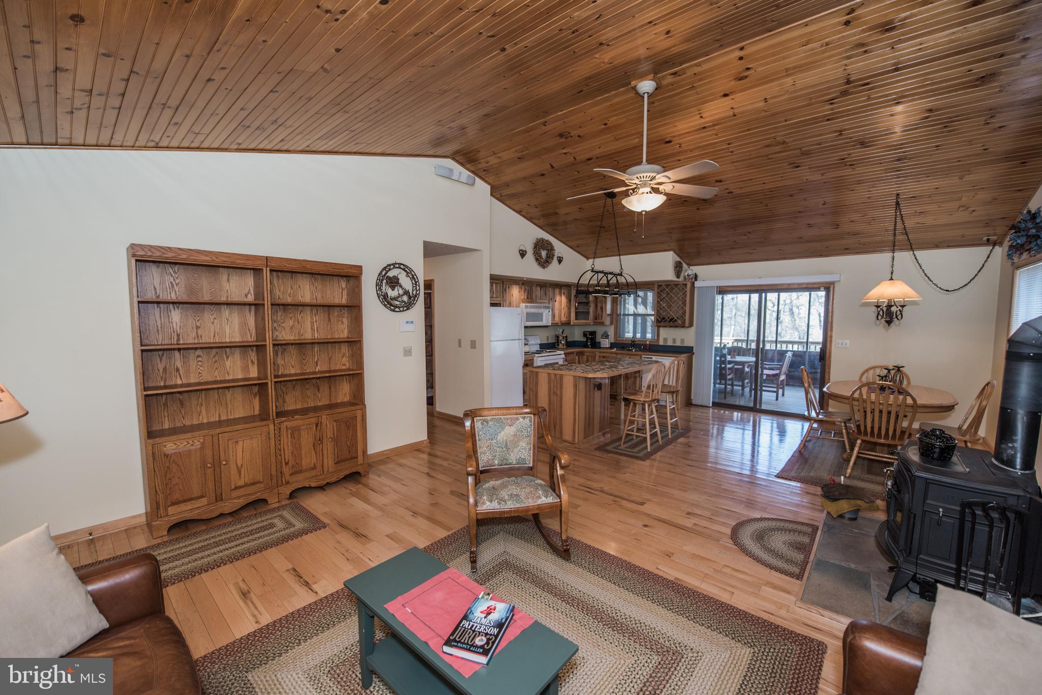 OLD MILL MANOR - Residential