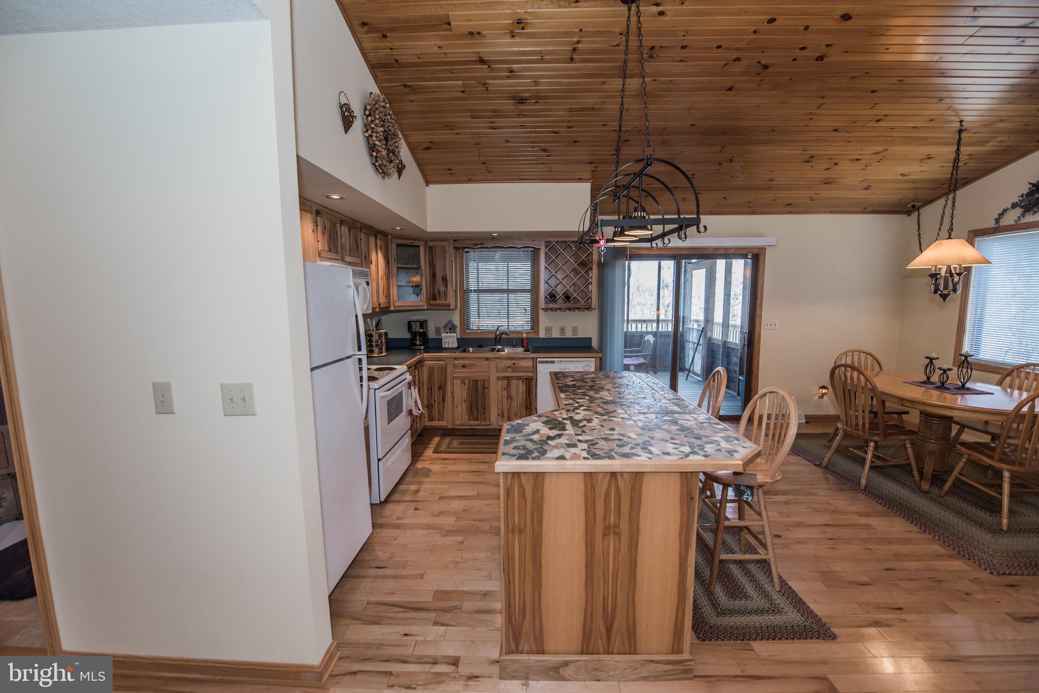 OLD MILL MANOR - Residential