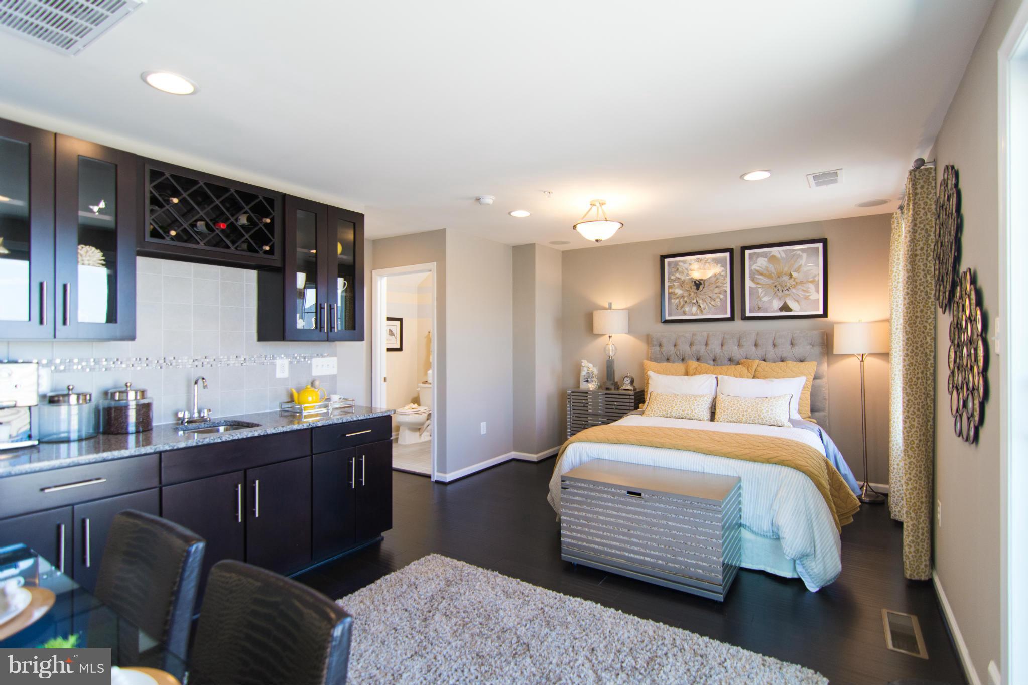 GREENBELT STATION - Residential