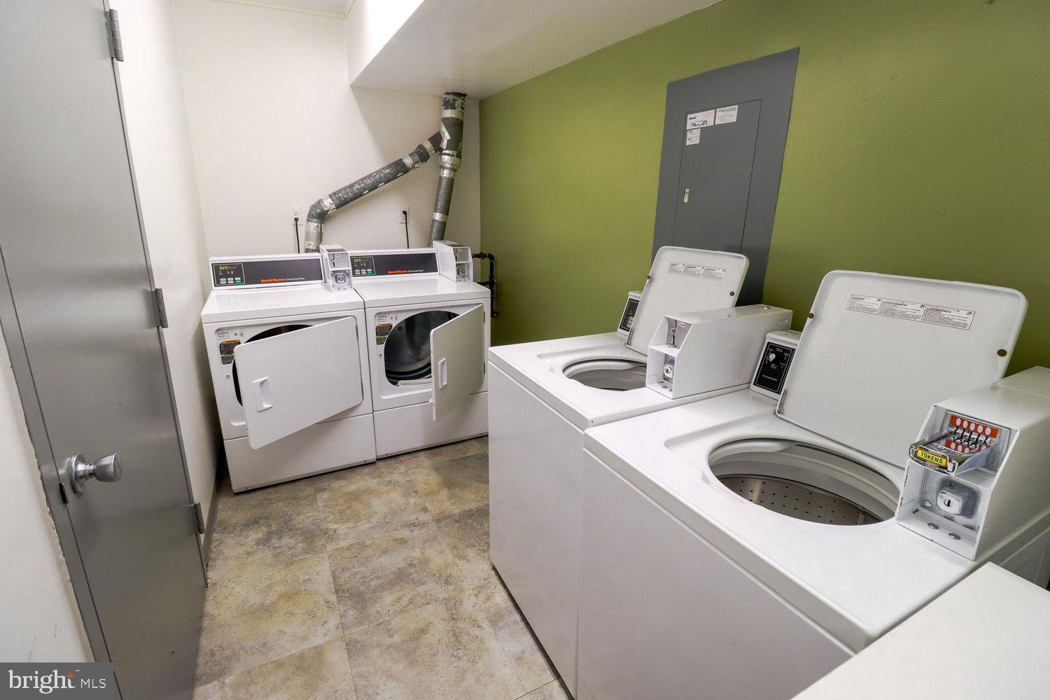 RIVIERA OF CHEVY CHASE - Residential