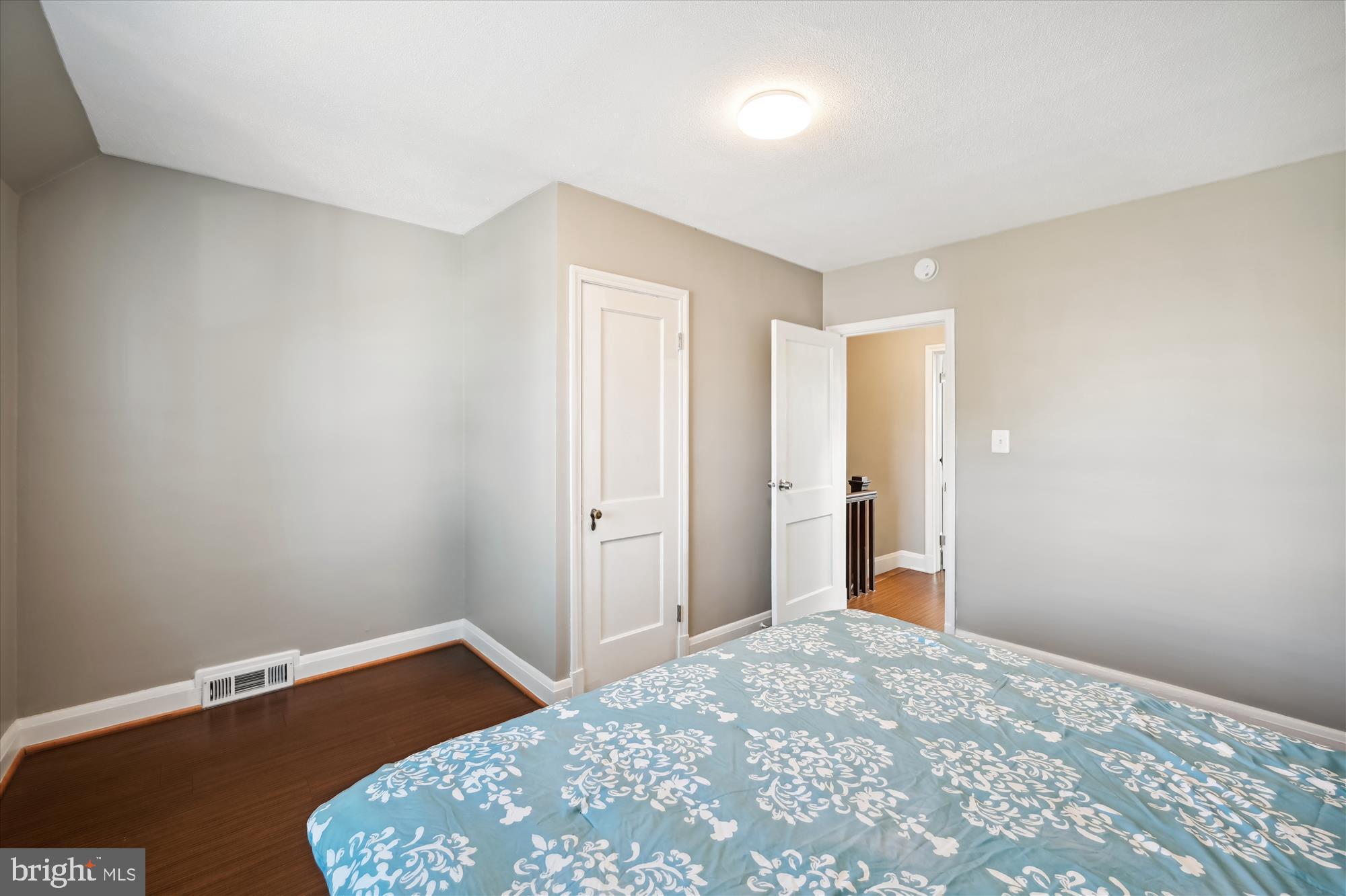 BROOKLYN - Residential