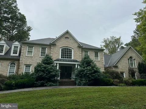 7370 Kincheloe Road, Clifton, VA MLS: VAFX2190552