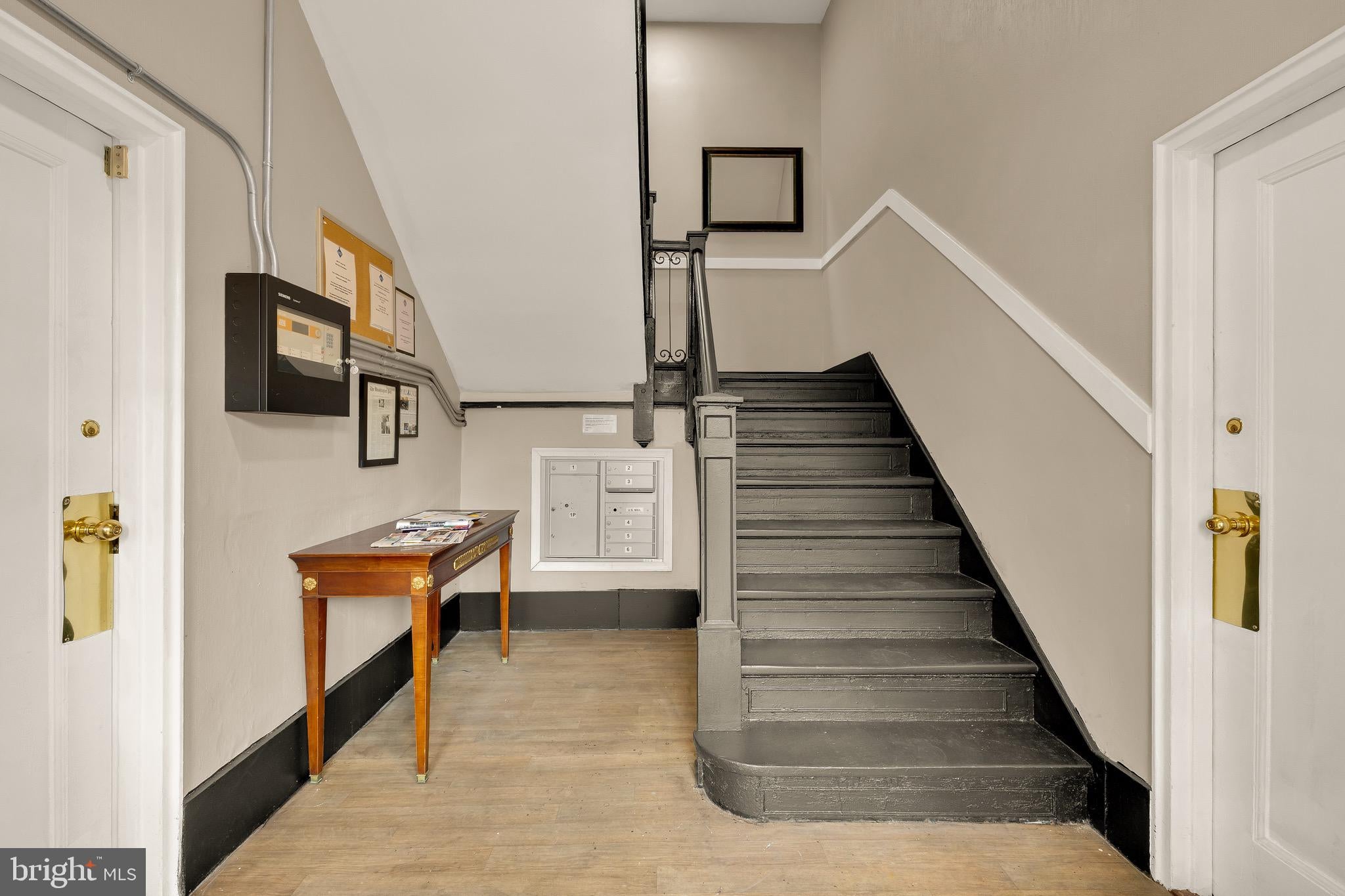 500 9TH STREET SE