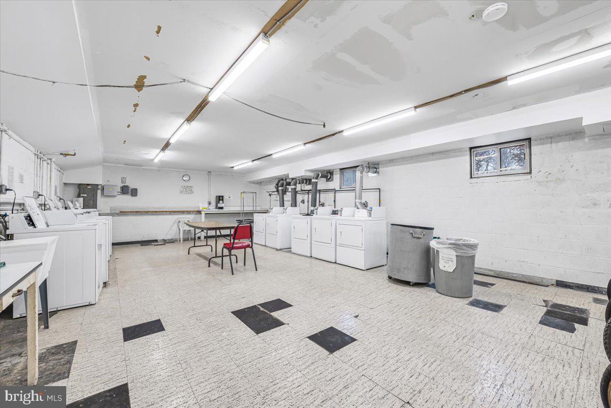 SILVER SPRING - Residential