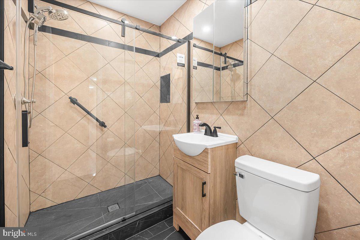 SILVER SPRING - Residential