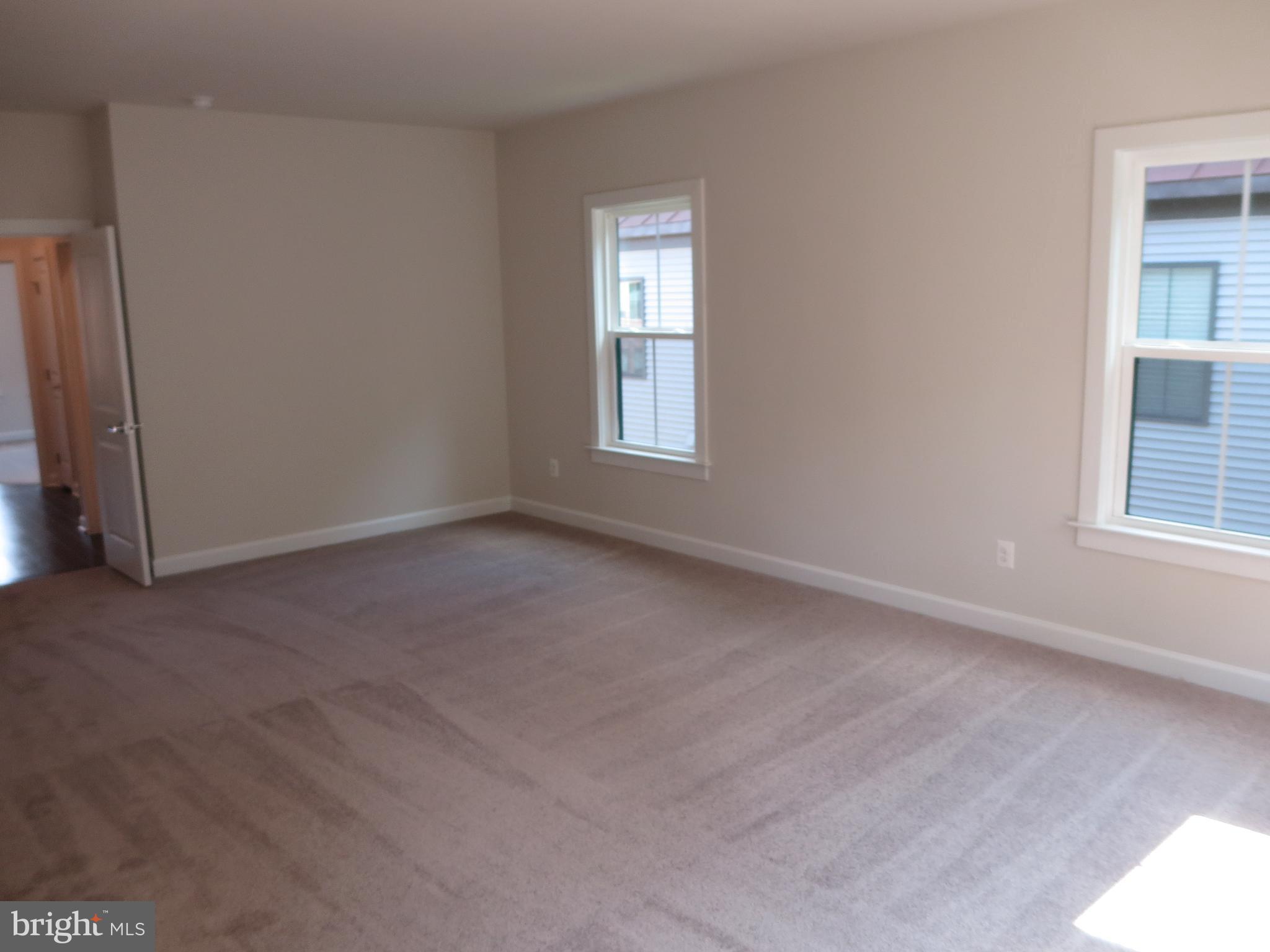 FAIRFAX - Residential Lease