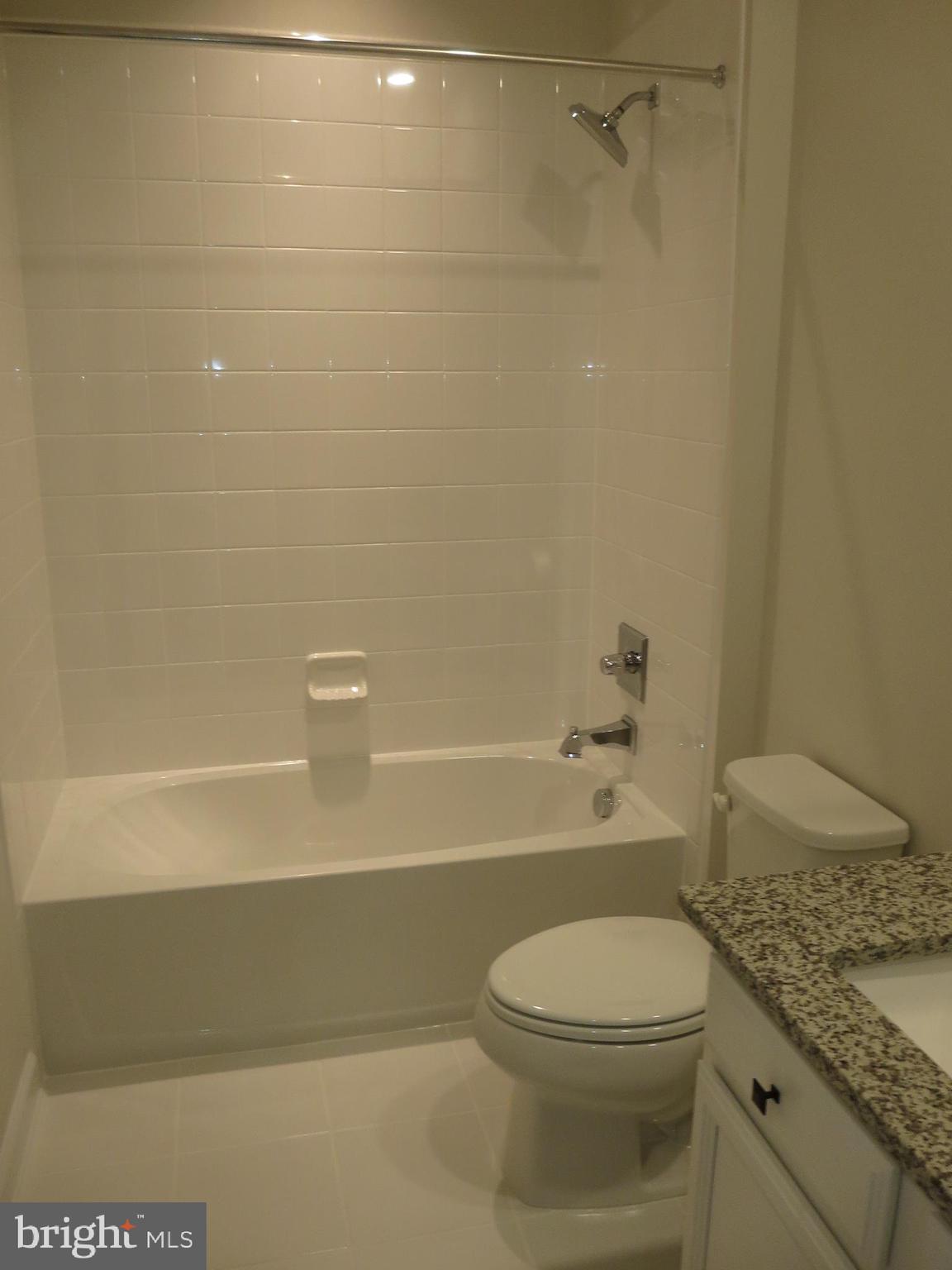 FAIRFAX - Residential Lease