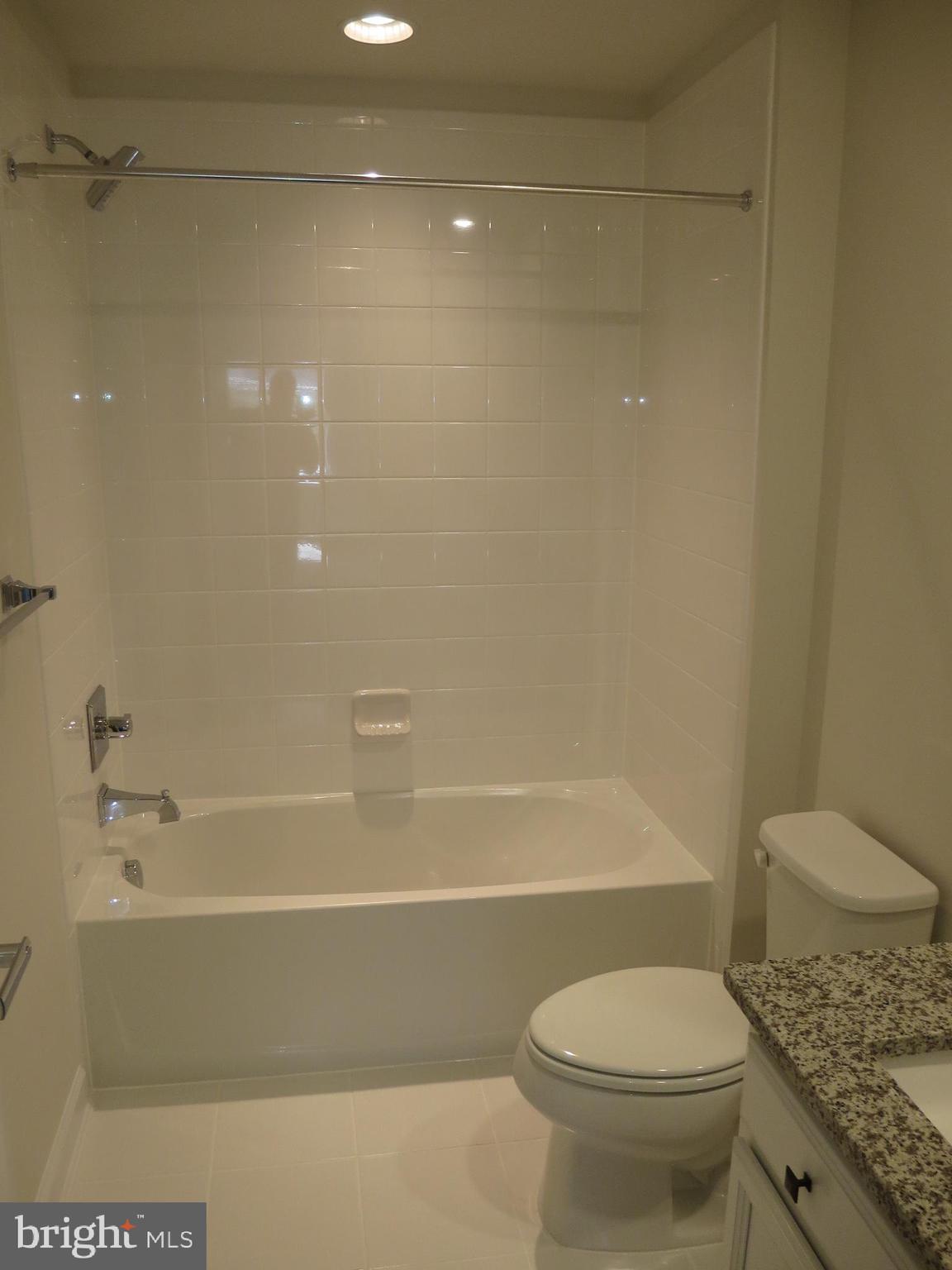 FAIRFAX - Residential Lease