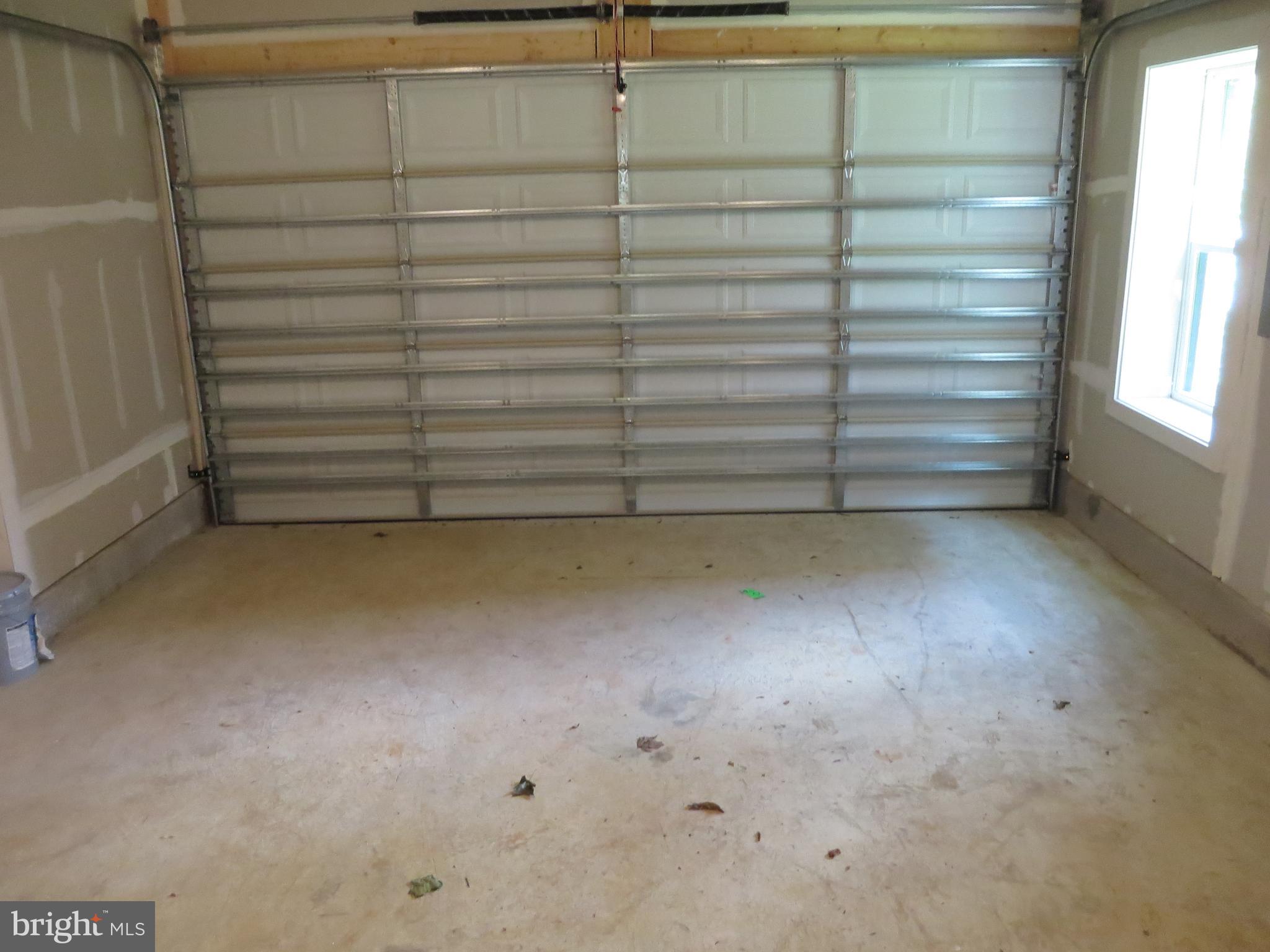 FAIRFAX - Residential Lease