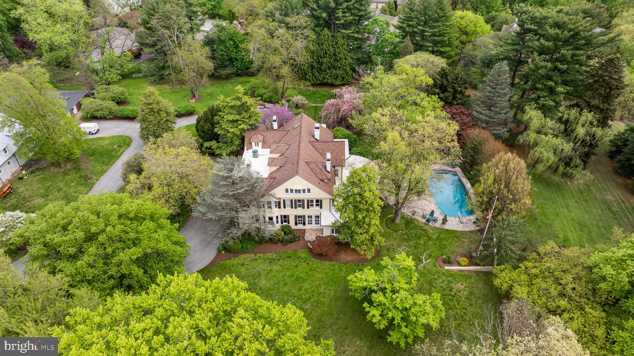 8555 HILL SPRING DRIVE
