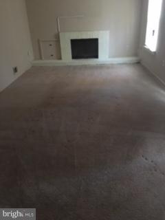 BANNISTER - Residential Lease