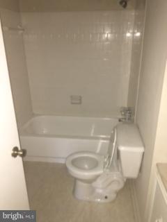 BANNISTER - Residential Lease