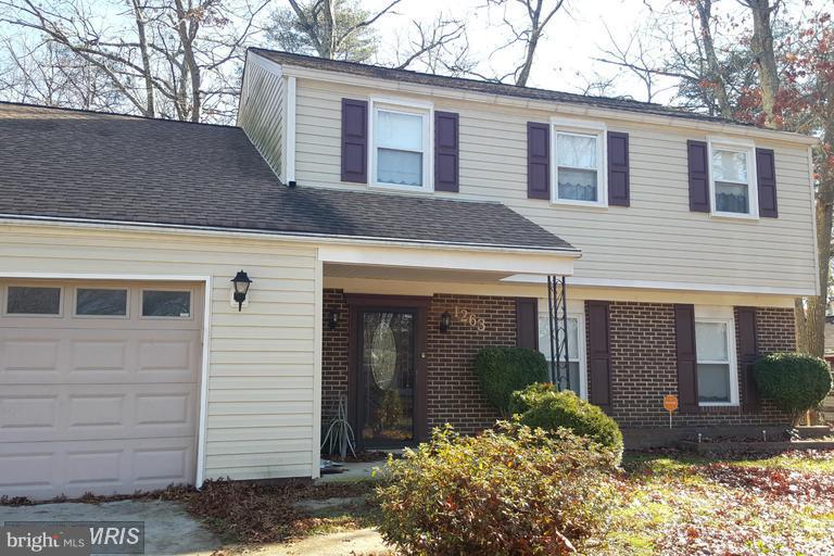 BANNISTER - Residential Lease